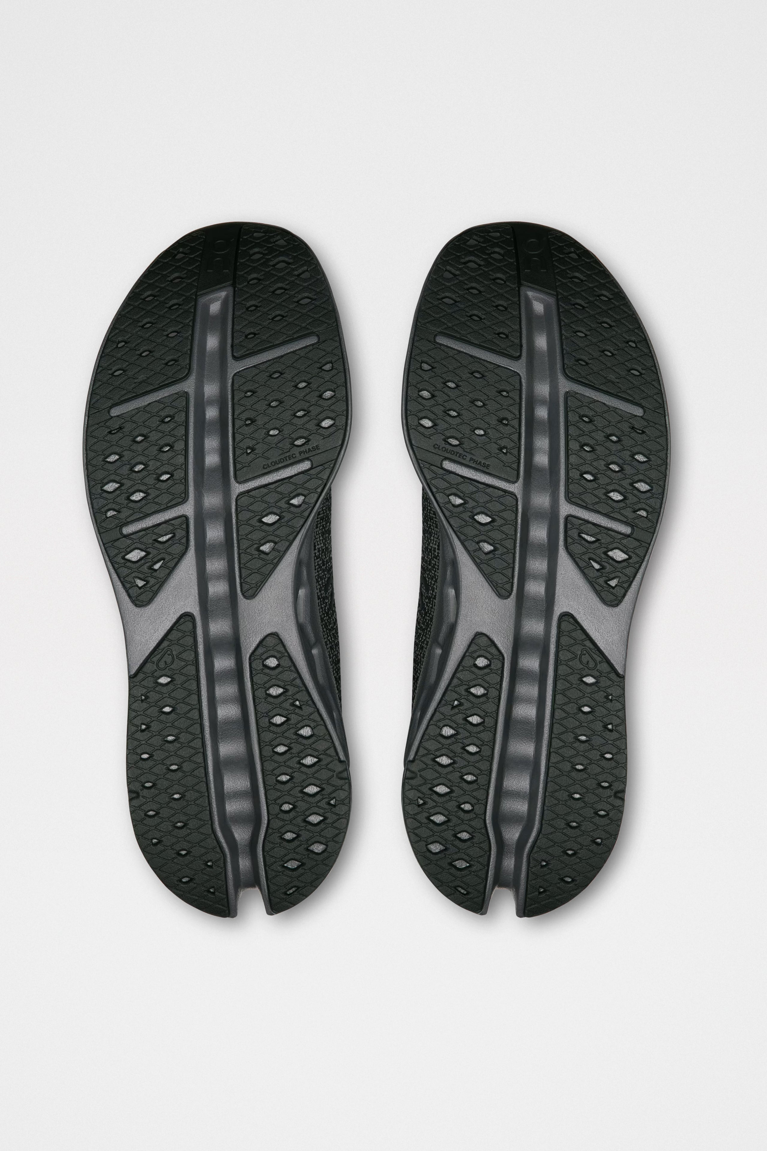 ON CLOUDSURFER MAX BLACK / ECLIPSE - 5