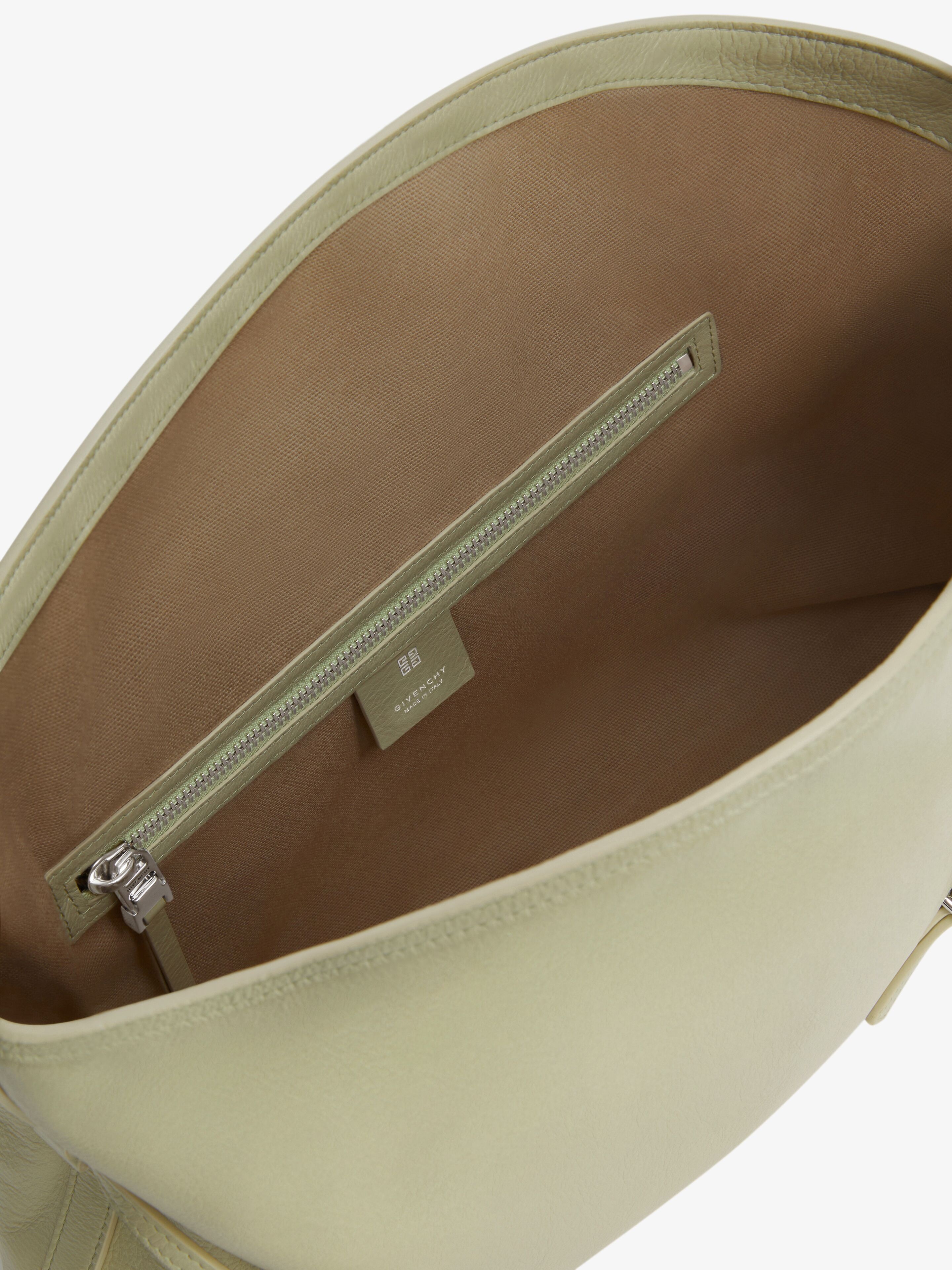 MEDIUM VOYOU CHAIN BAG IN LEATHER - 5