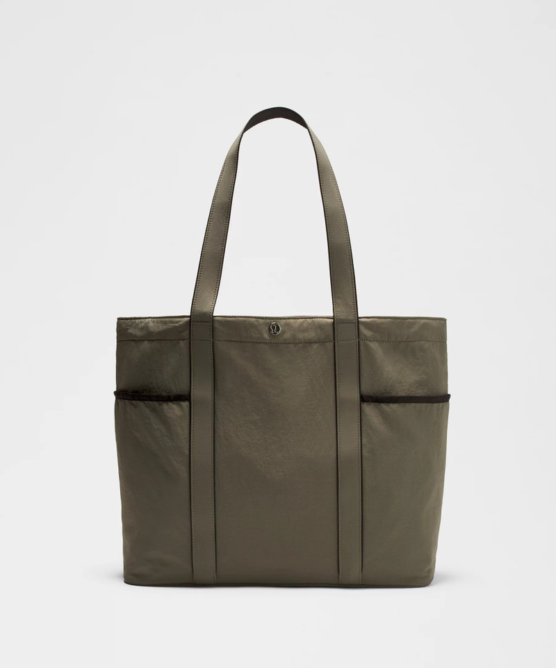 Daily Multi-Pocket Tote Bag 20L 1