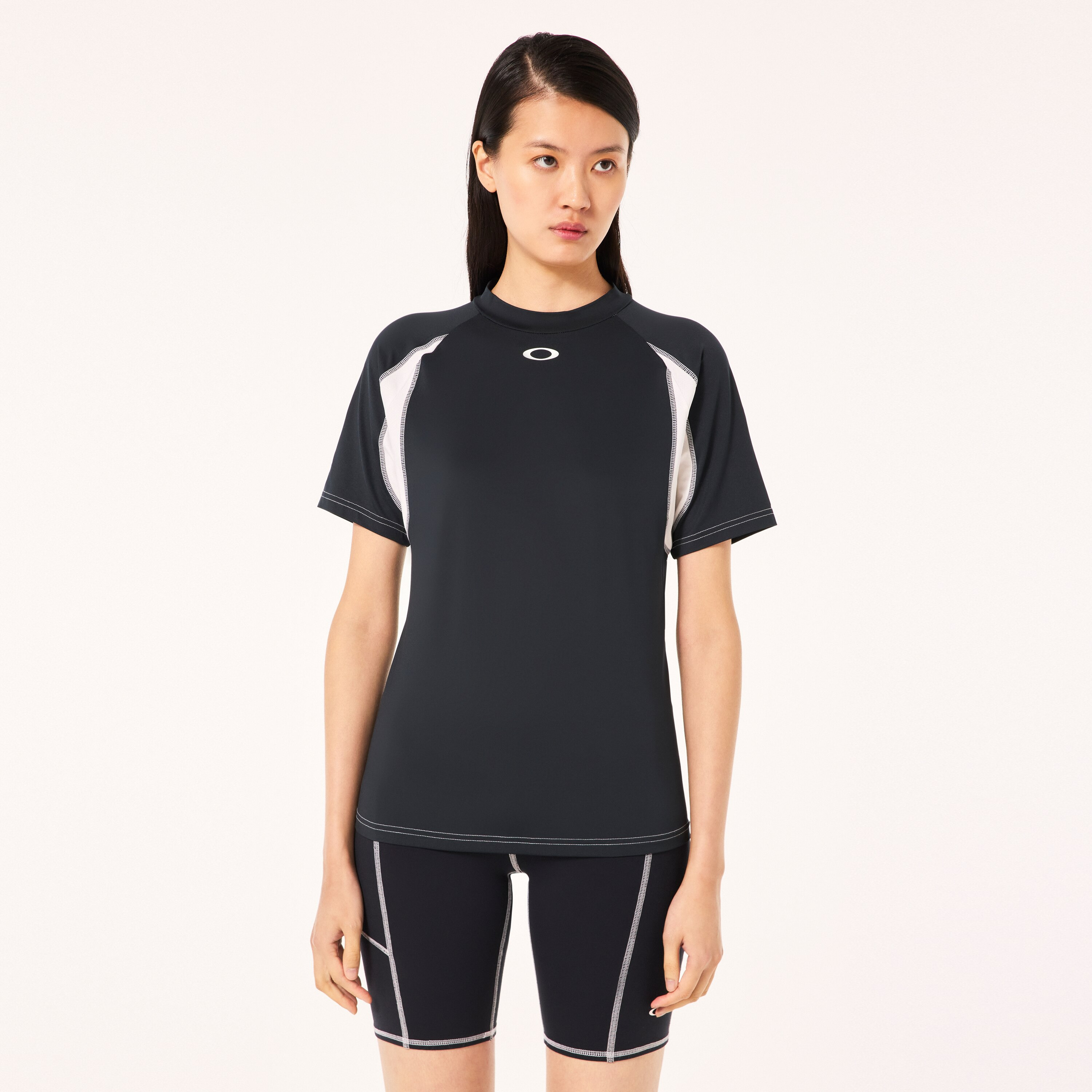 Oakley Woman Tech Mock - 8