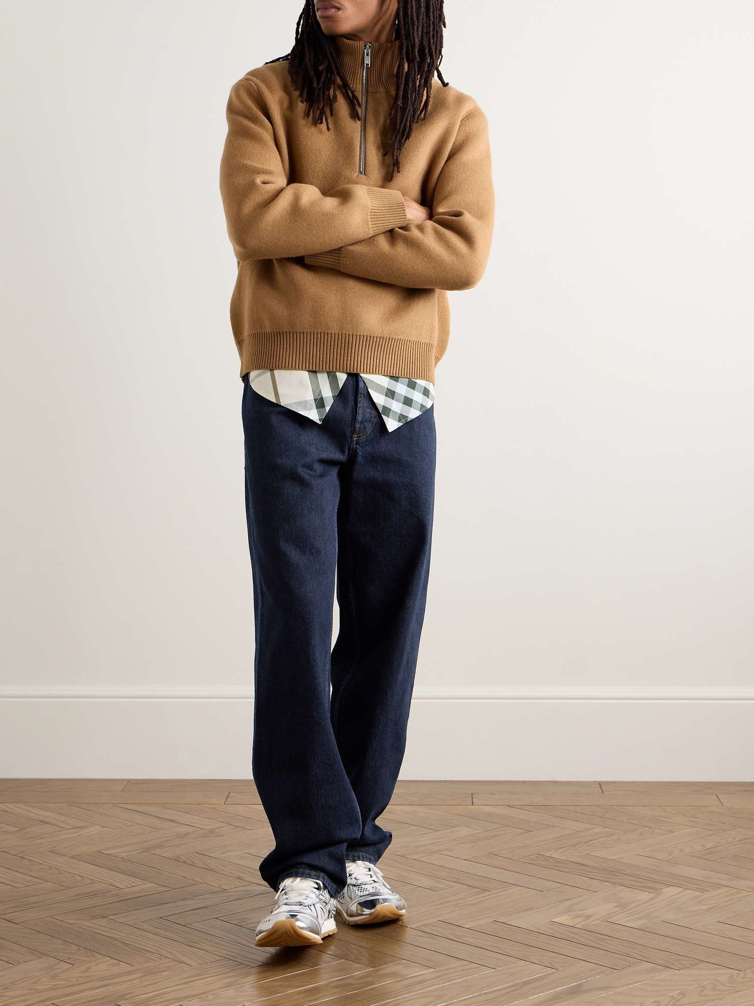 Straight-Leg Jeans - 2