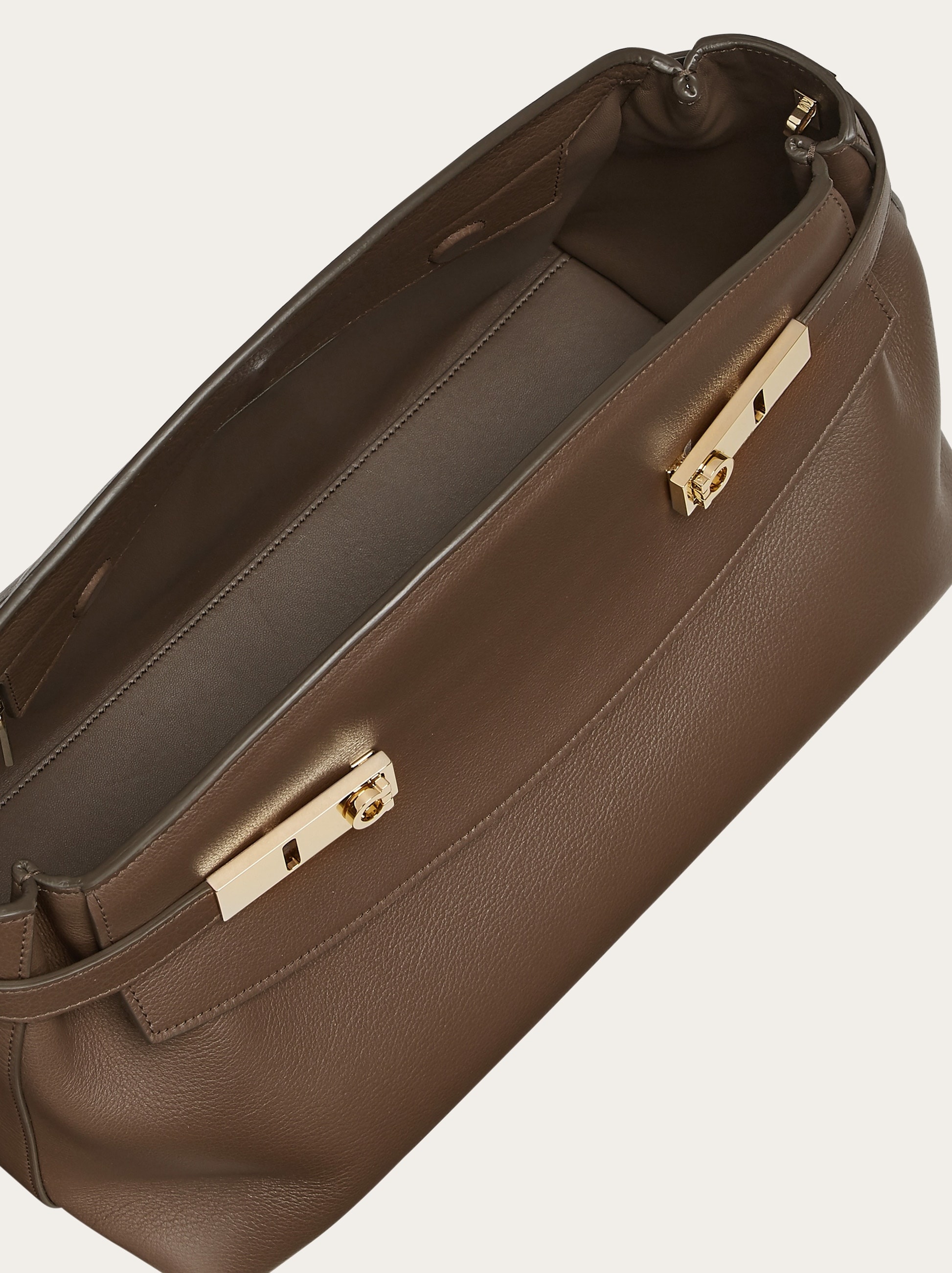 Hug shoulder bag - 6
