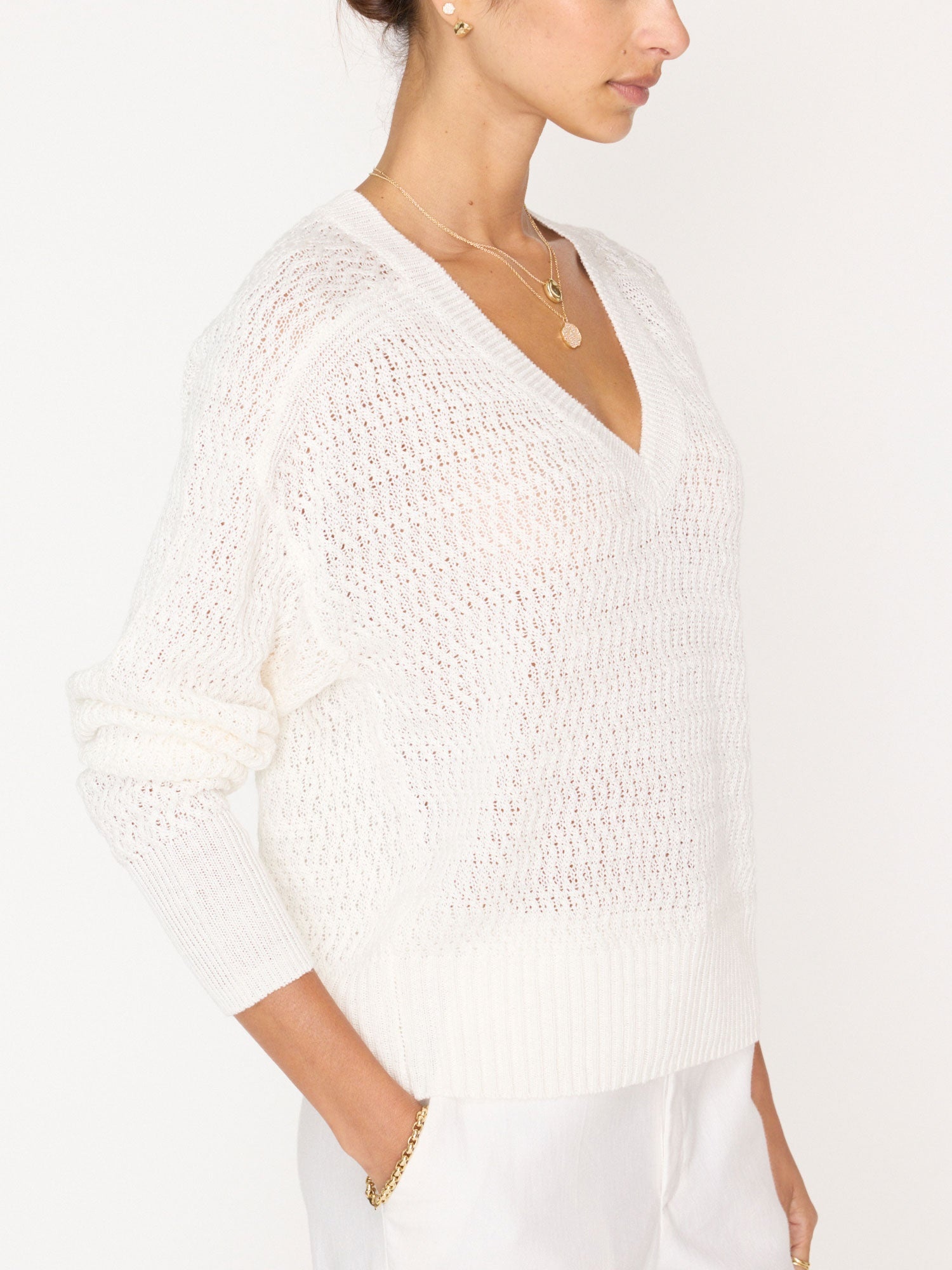 The Leia Open Stitch Vee - 6