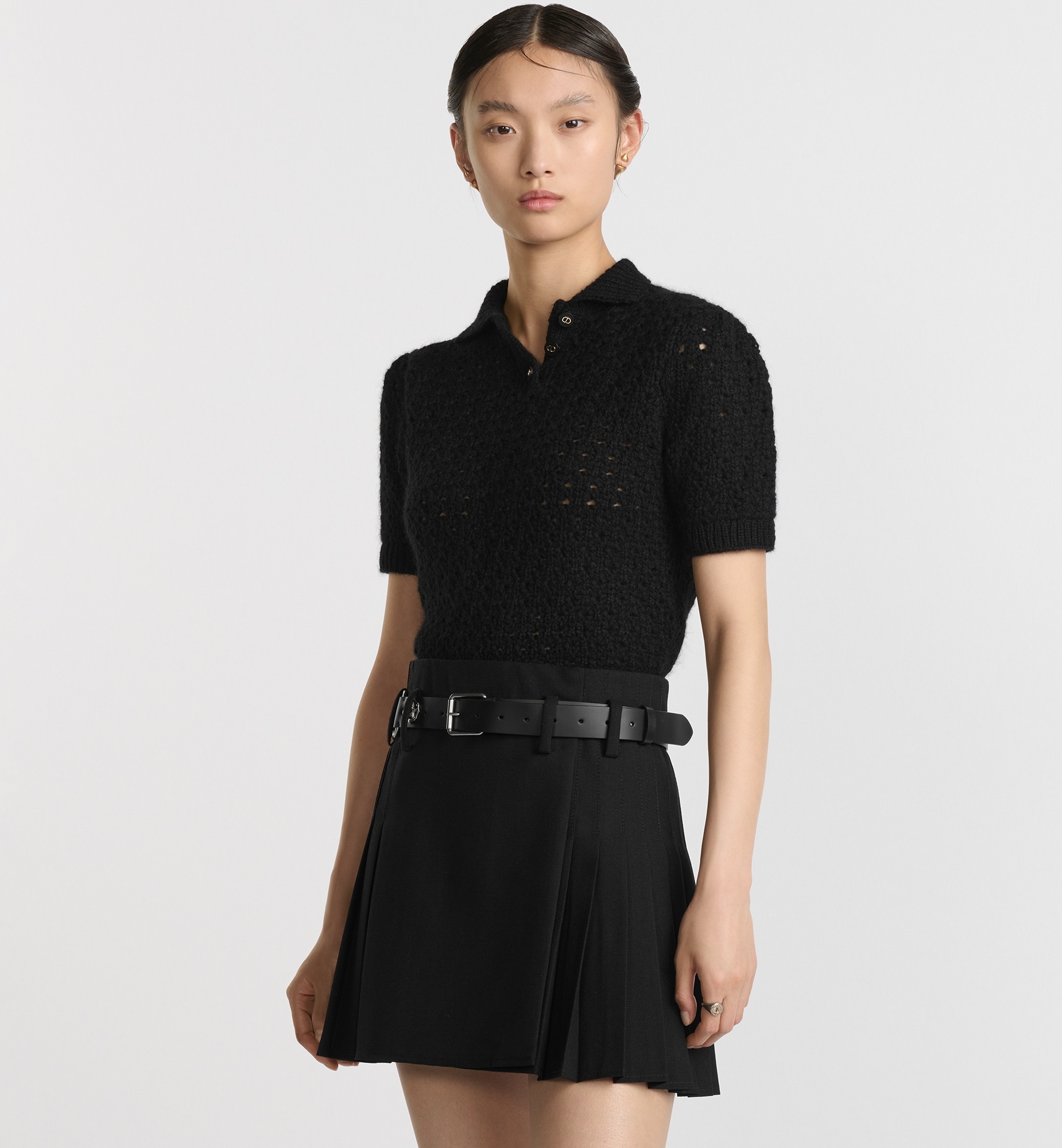 Short-Sleeved Sweater - 2