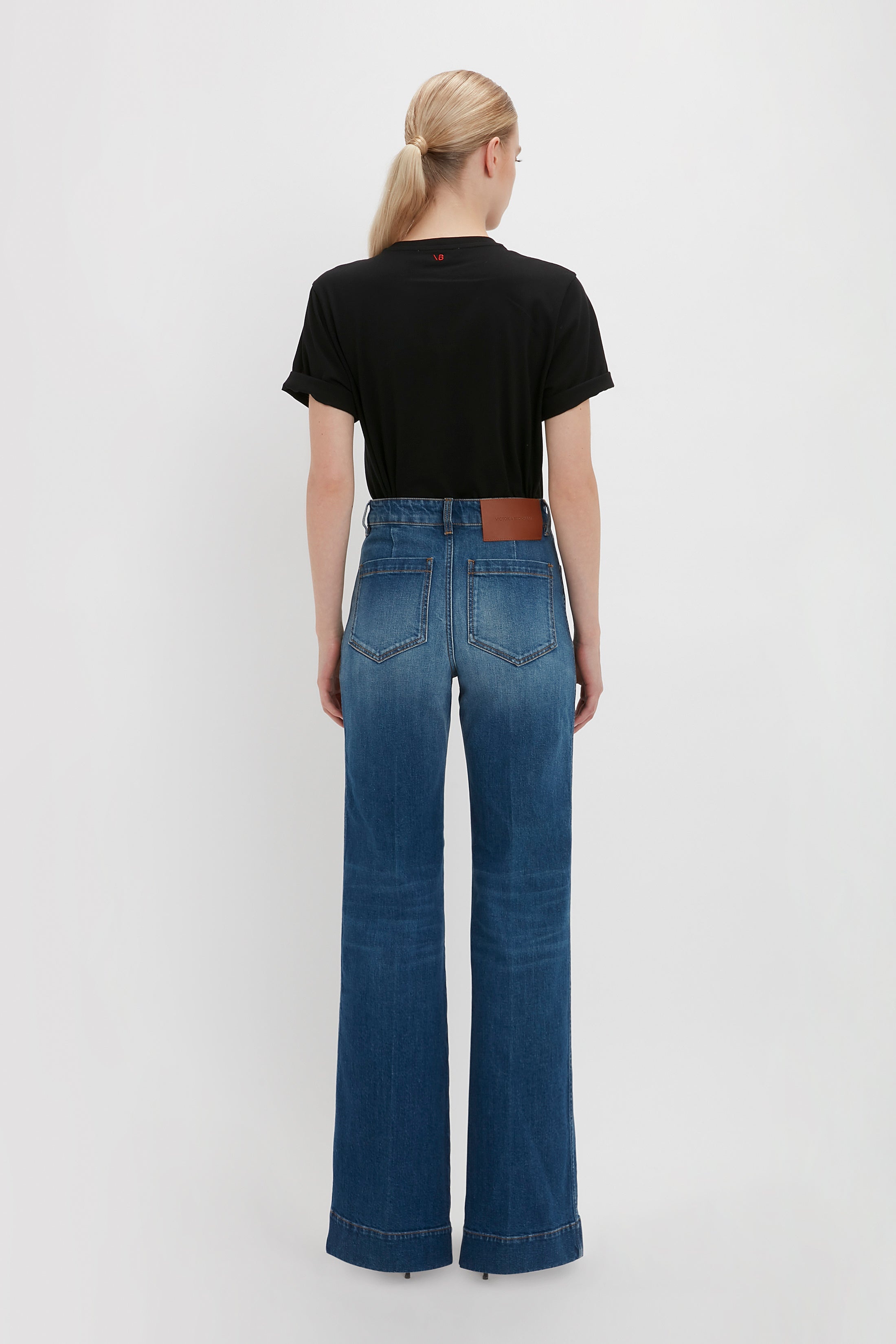 PARIS STREETS ARE MY RUNWAY T-shirt in Black - 6