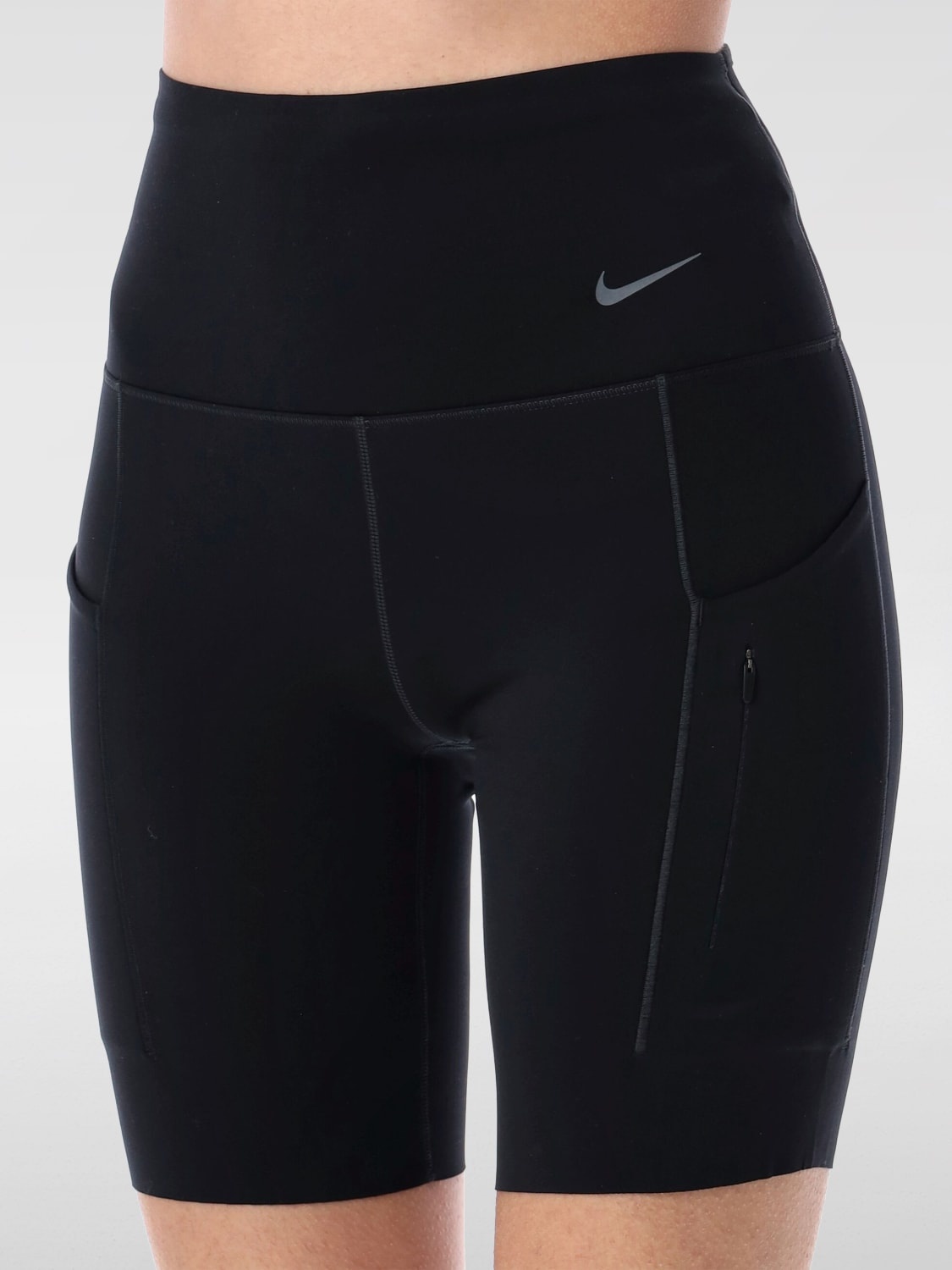 Short woman Nike - 3