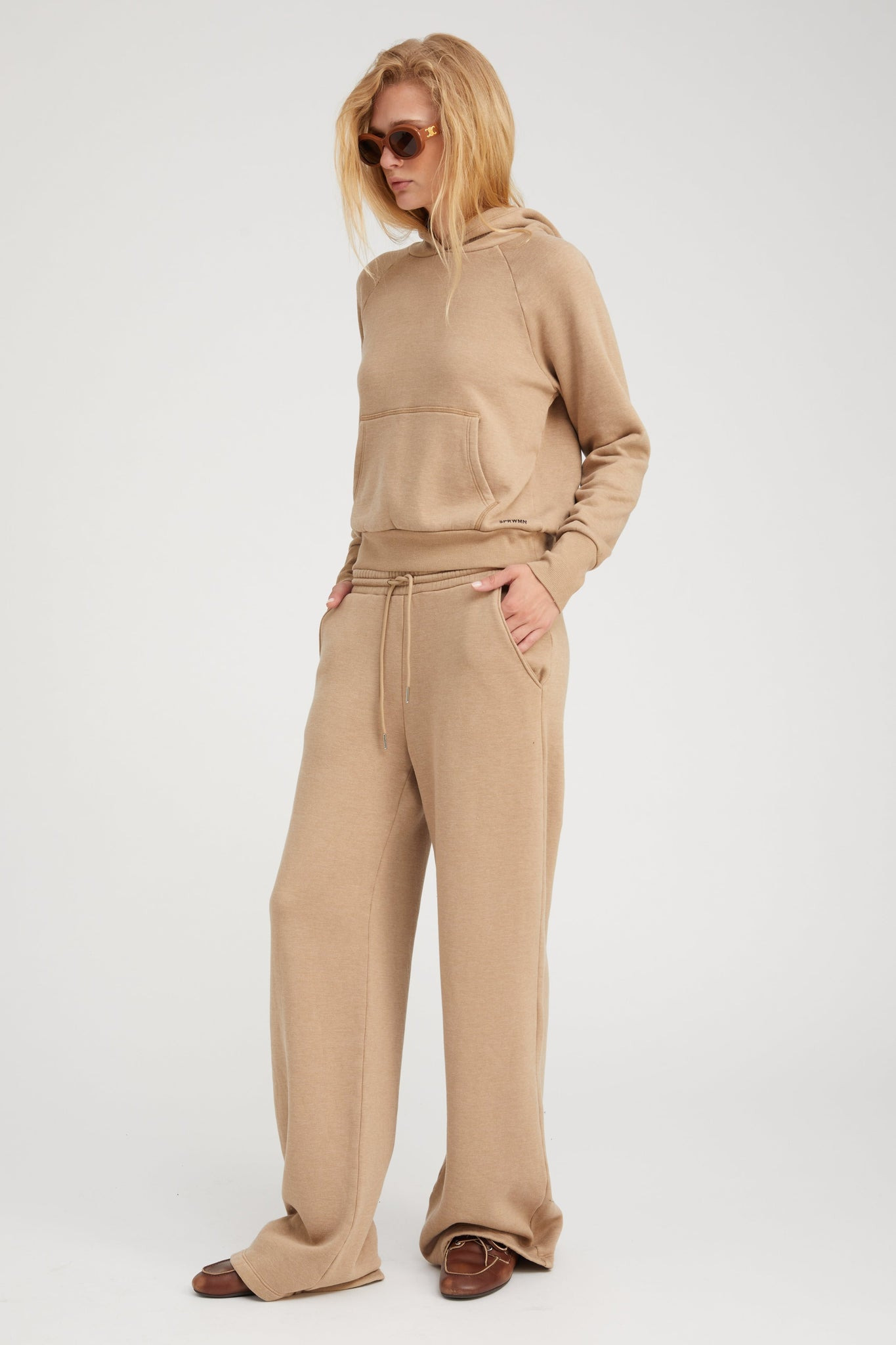 LATTE SHRUNKEN HOODIE - 3