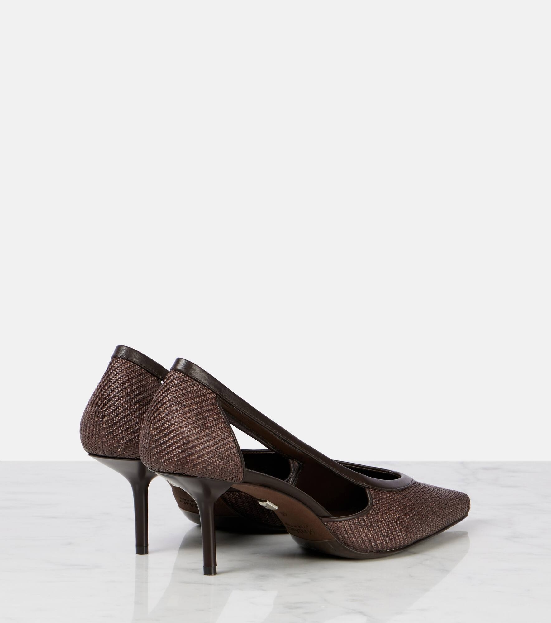 Straw leather-trimmed raffia-effect pumps - 2
