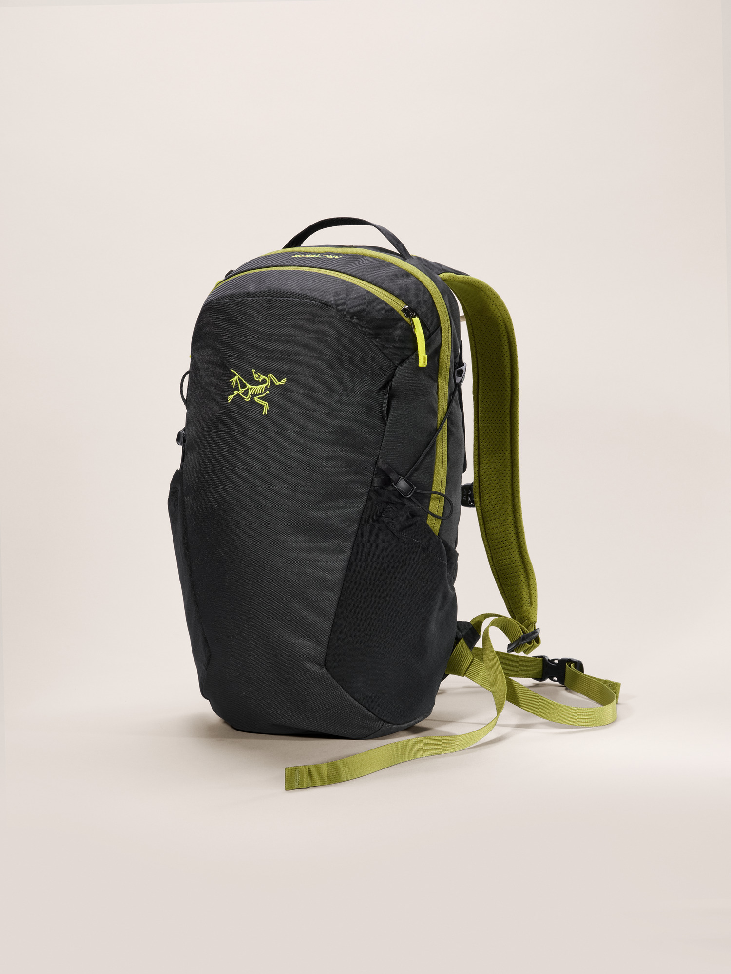 Mantis 16 Backpack - 8