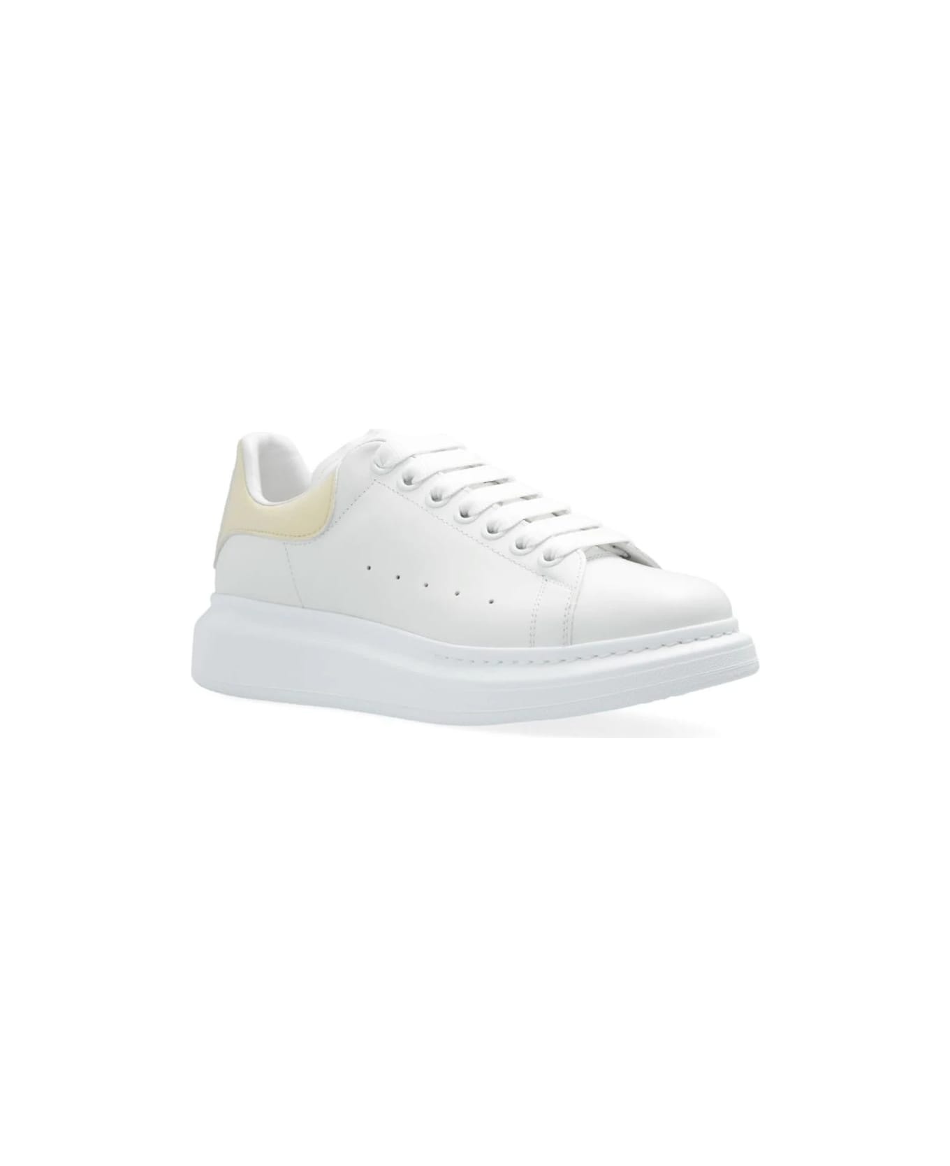 White Oversized Sneakers With Yellow Shiny Spoiler - 2