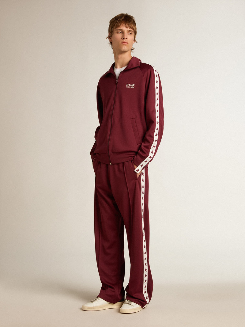 Golden Goose Men's white T-shirt with contrasting burgundy logo and star outlook