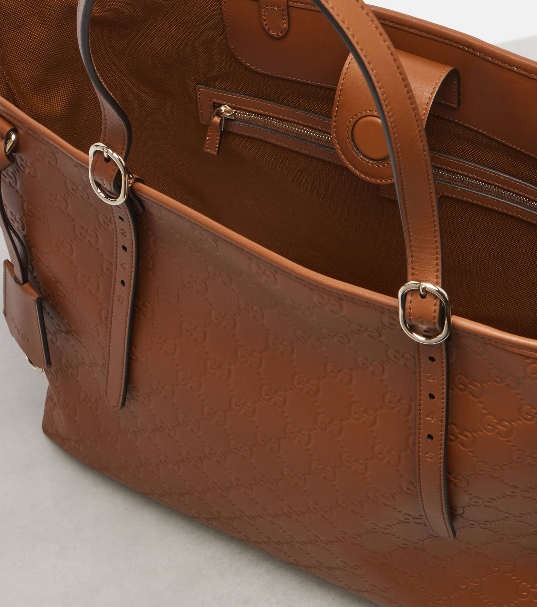Emblem GG leather tote bag - 3