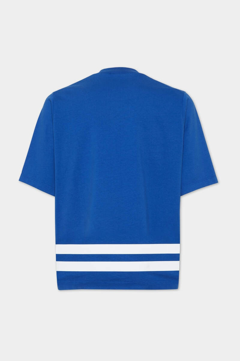 DSQUARED2 WASH FOOTBALL FIT SHORT SLEEVE T-SHIRT outlook