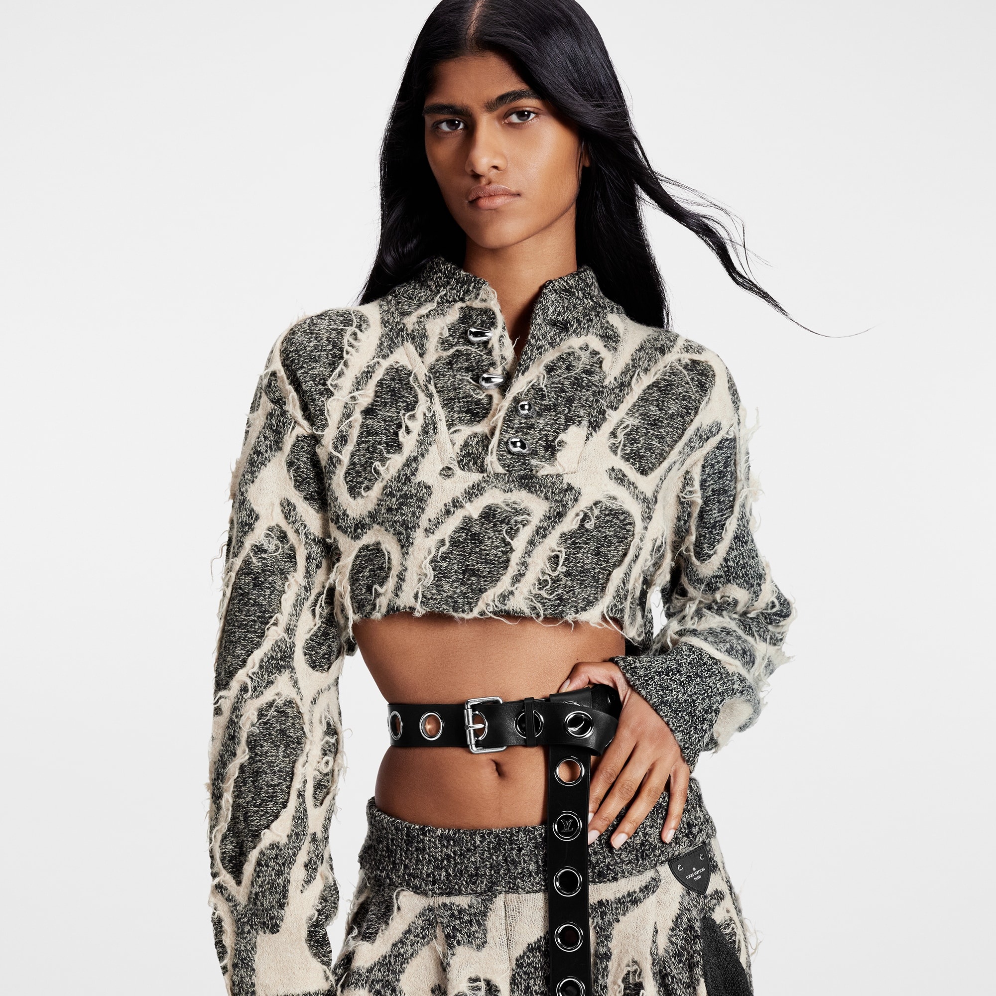 Fray Knit Cropped Pullover - 5