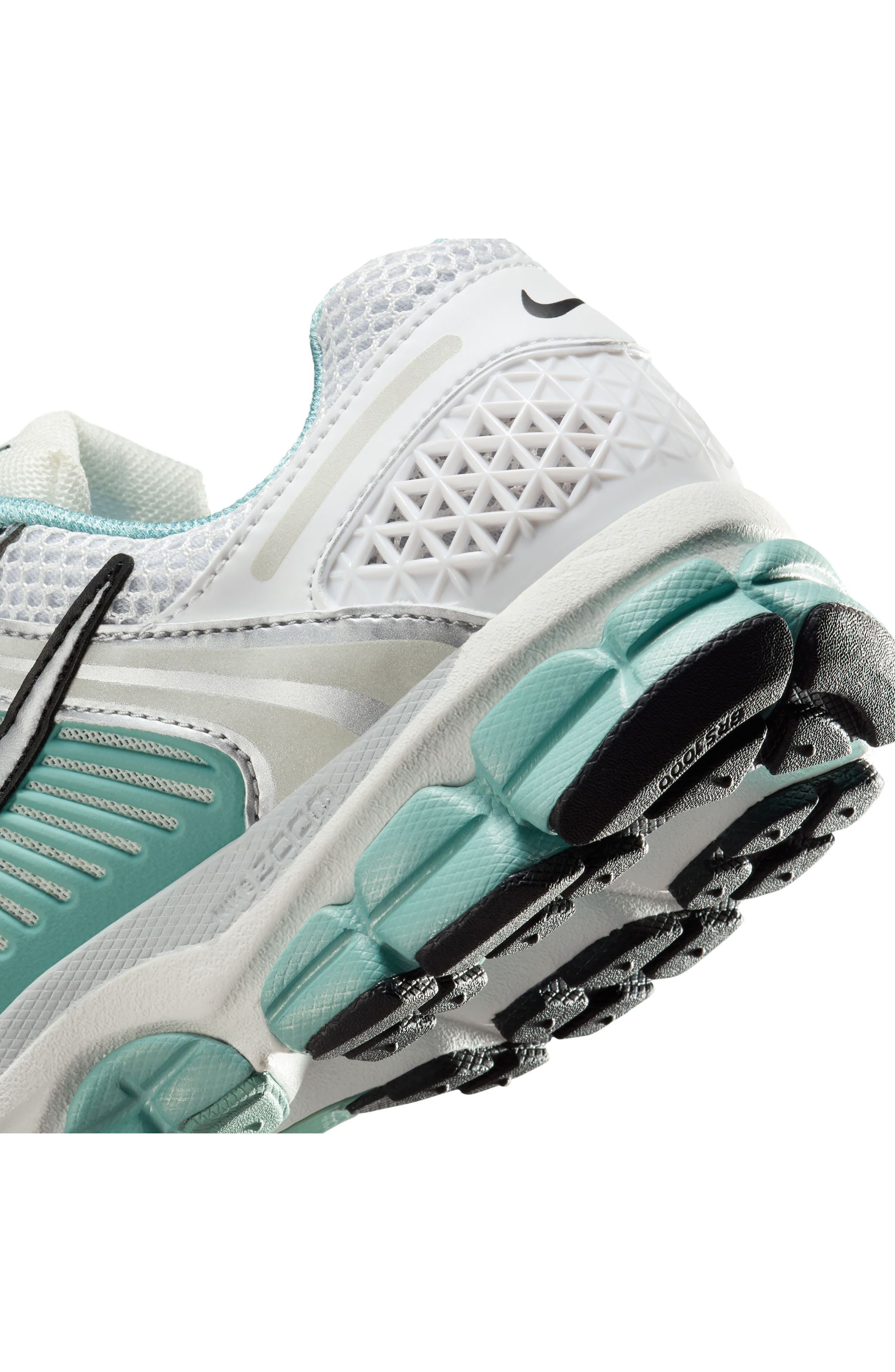 Nike Zoom Vomero 5 Sneaker in Summit White/Silver/Grey at Nordstrom - 8