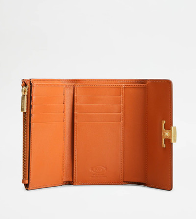 Tod's TIMELESS WALLET IN LEATHER - ORANGE outlook