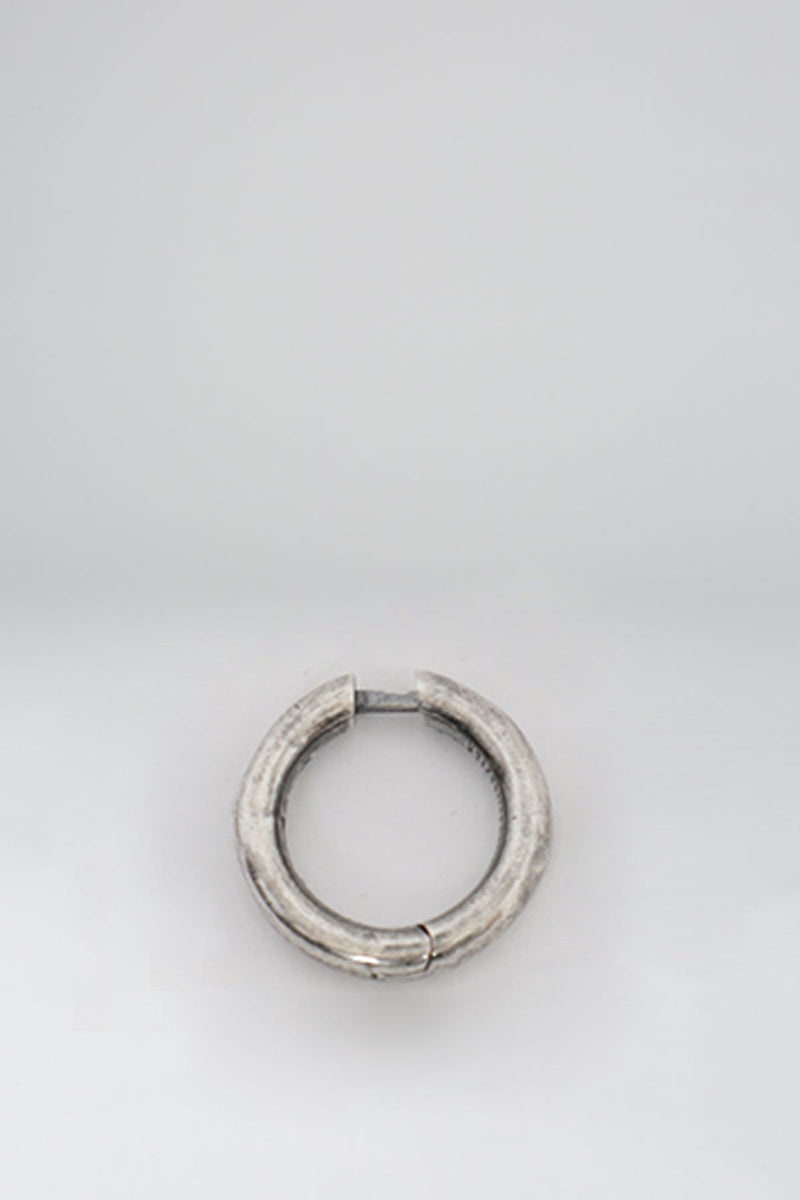 Mieke Single Loop Earring - 1