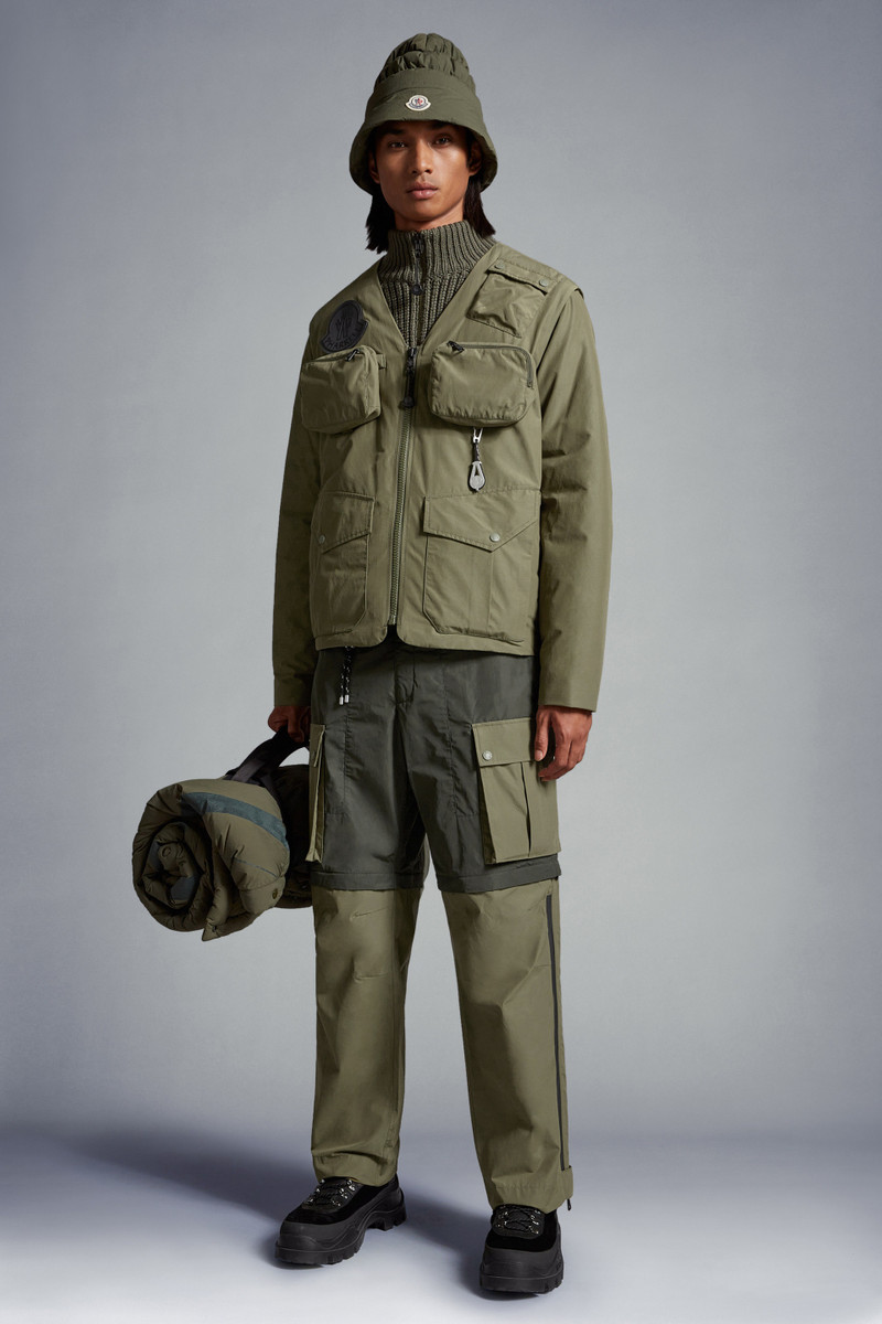 Moncler Cargo Pants outlook