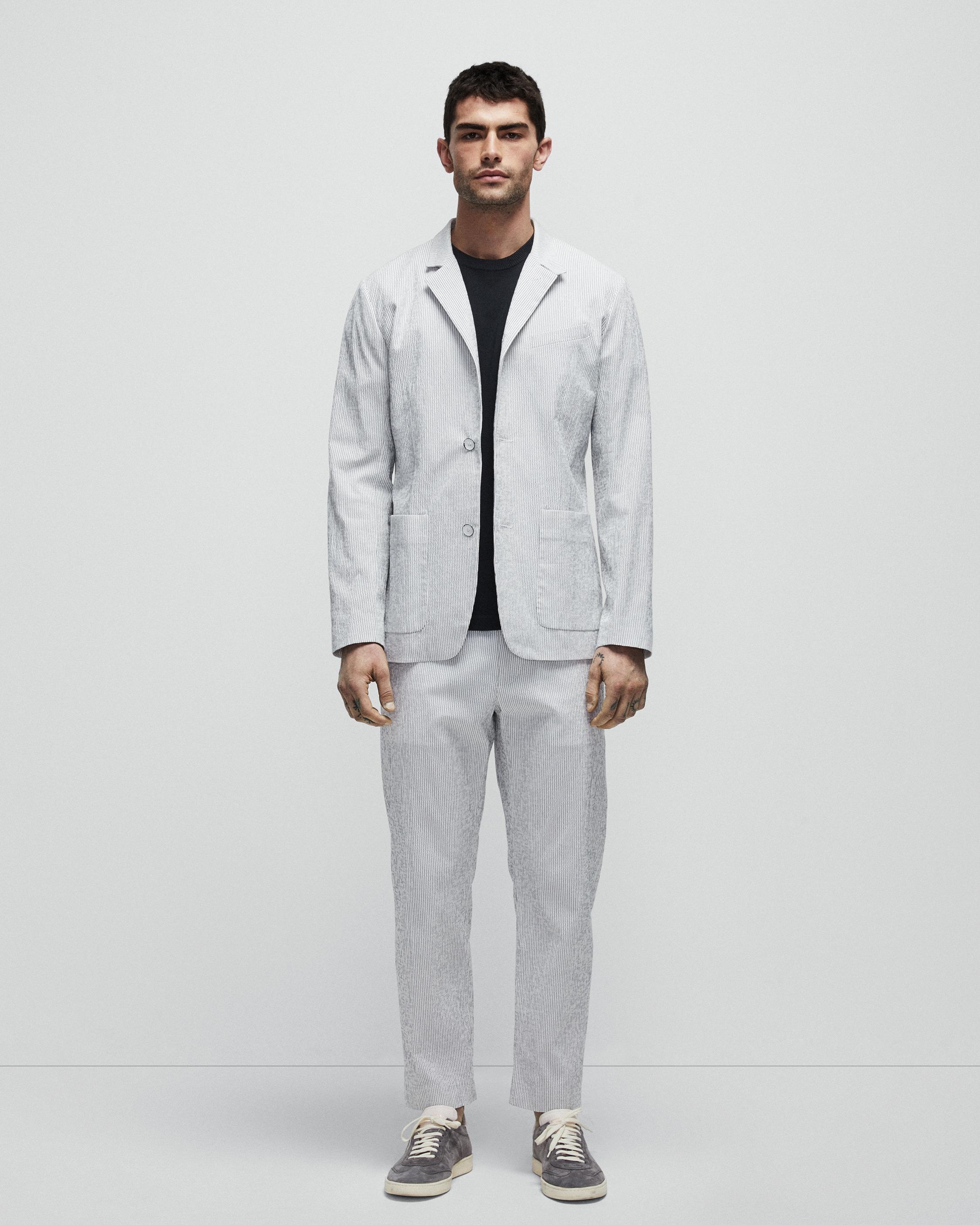 Linden Blazer
Stretch Seersucker Blazer - 3