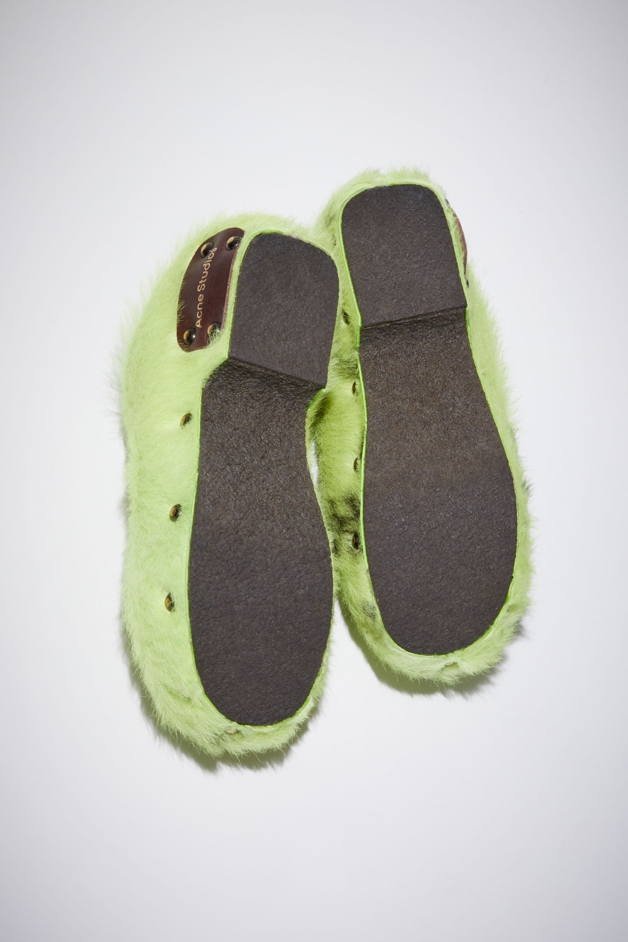 Studded fur mules - Neon green - 4