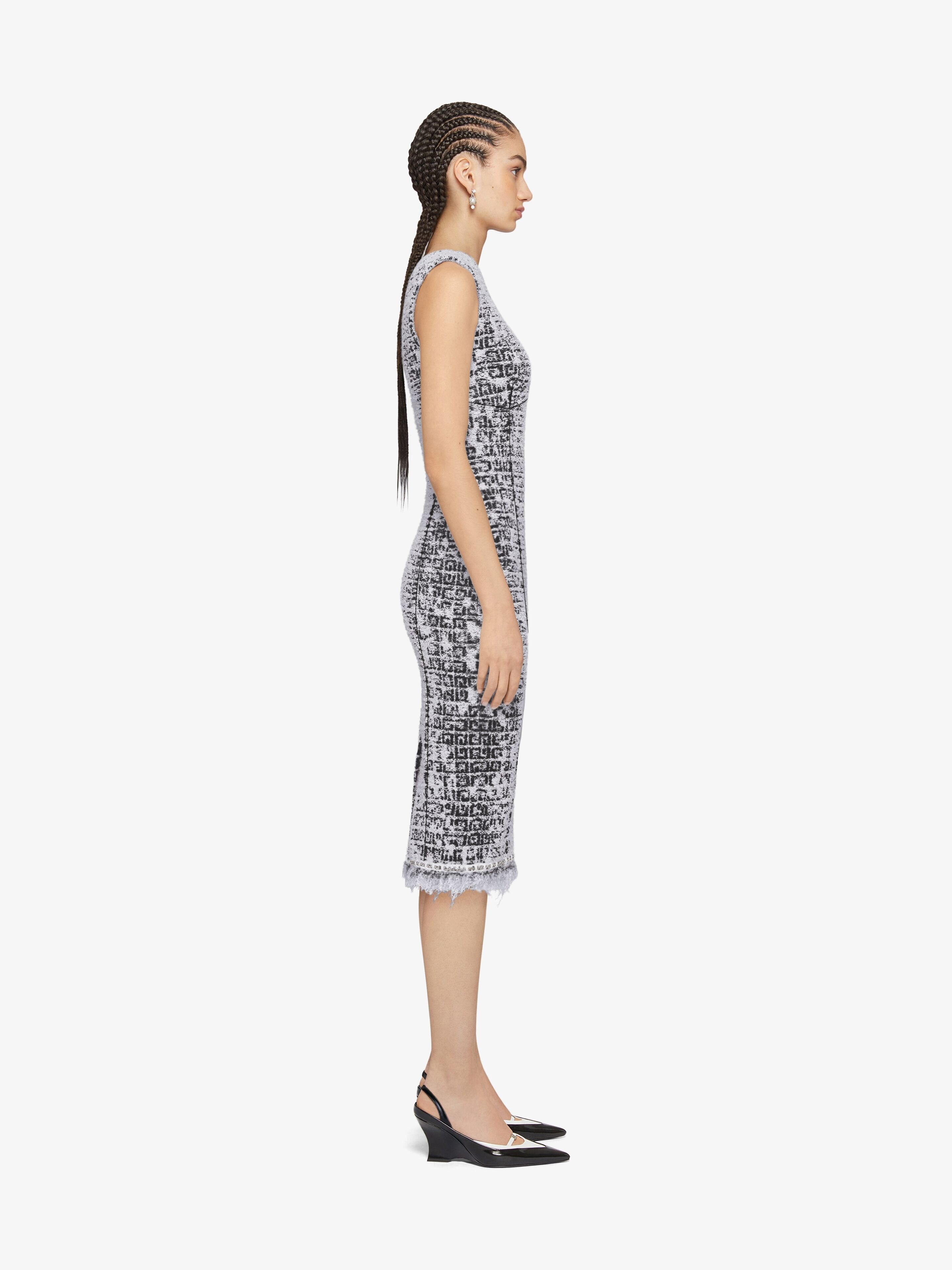 DRESS IN 4G TWEED WITH CHAIN DETAIL - 3