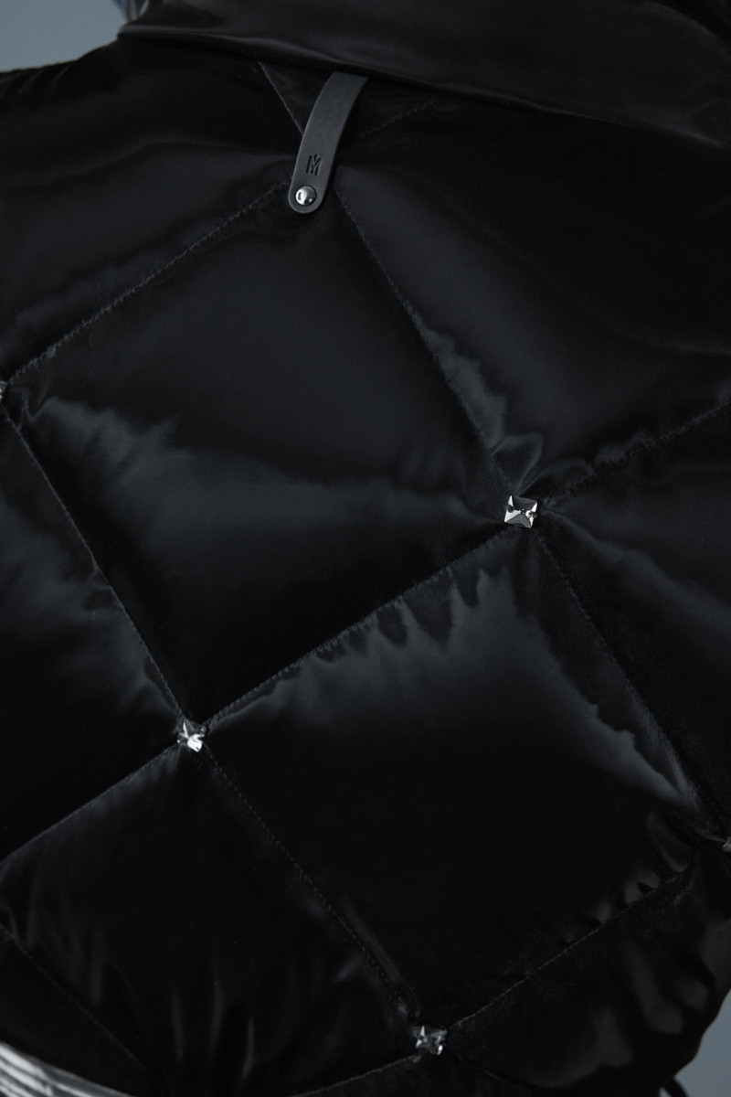 IZUMI-GLO 2-in-1 Quilted Down Coat With Removable Bib 6