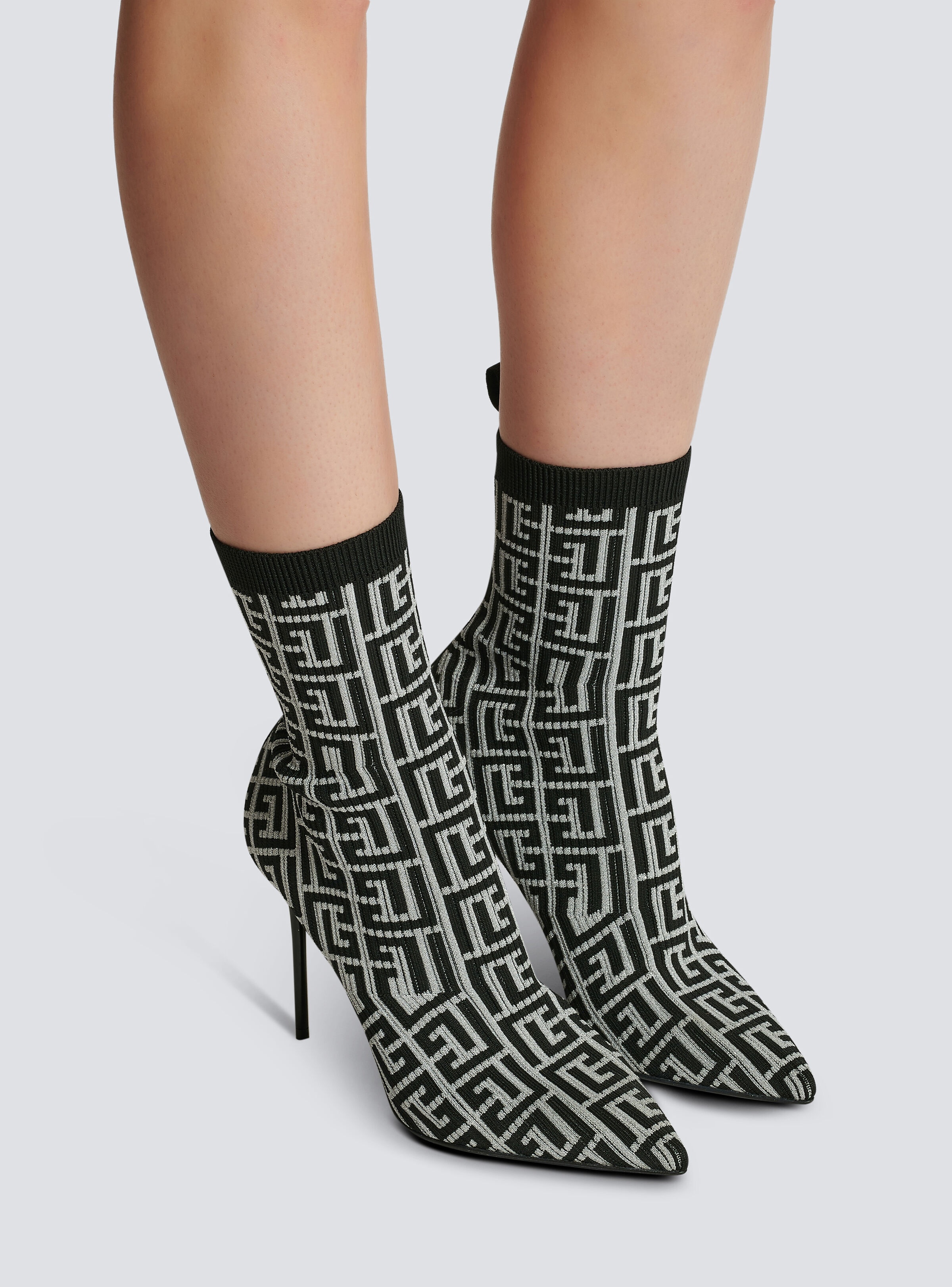 Skye stretch knit ankle boots with Balmain monogram - 8