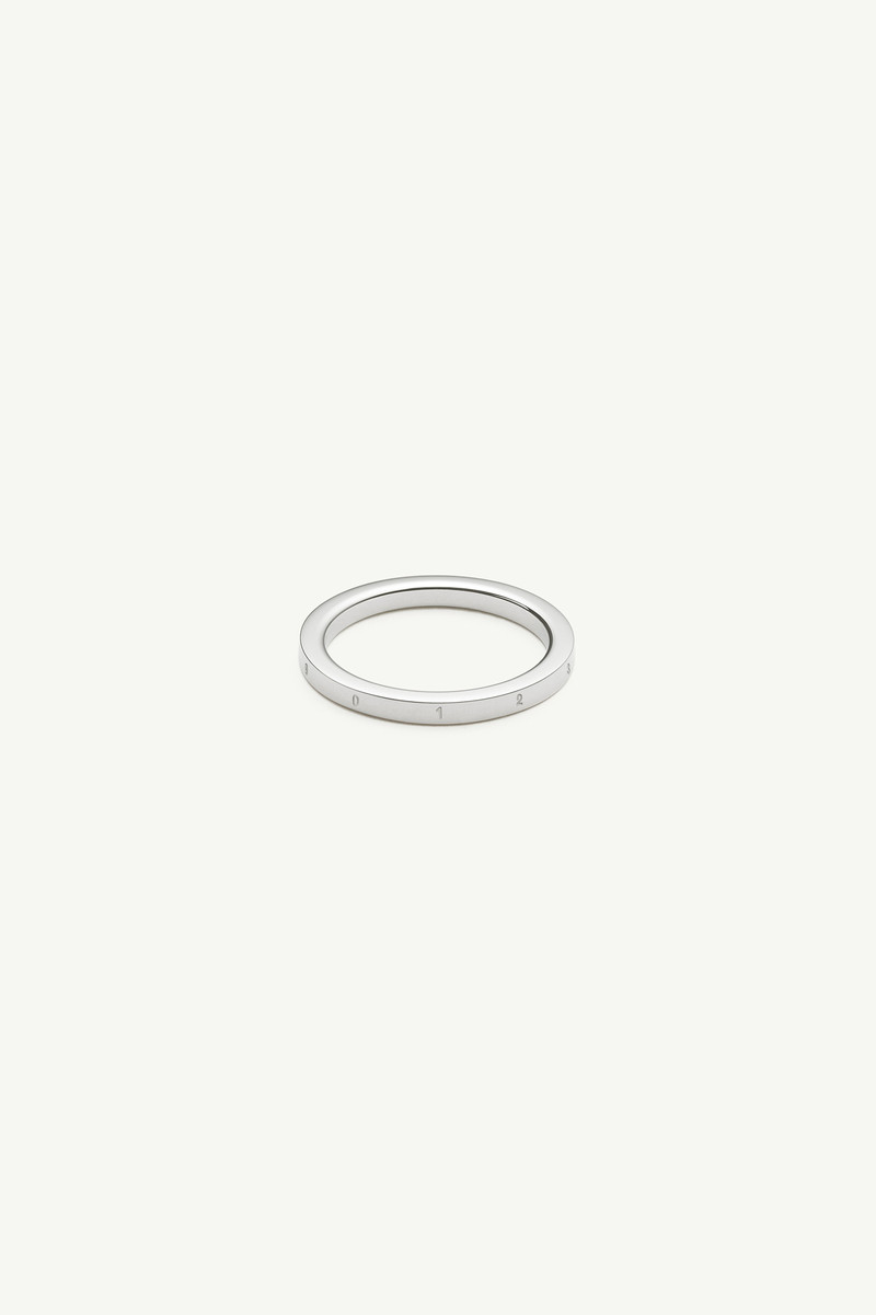 MM6 Maison Margiela Numeric minimal signature ring outlook