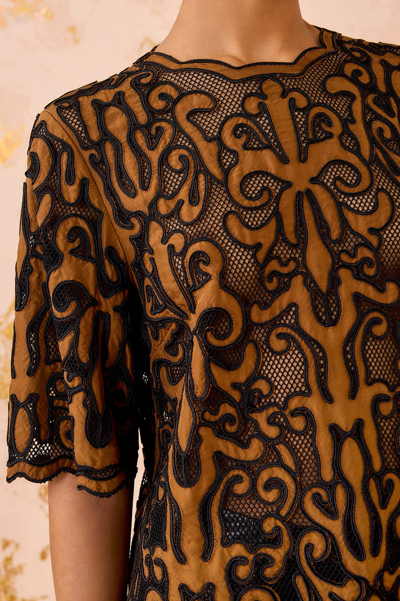 ULLA JOHNSON Tasia Applique Short Sleeve Top outlook