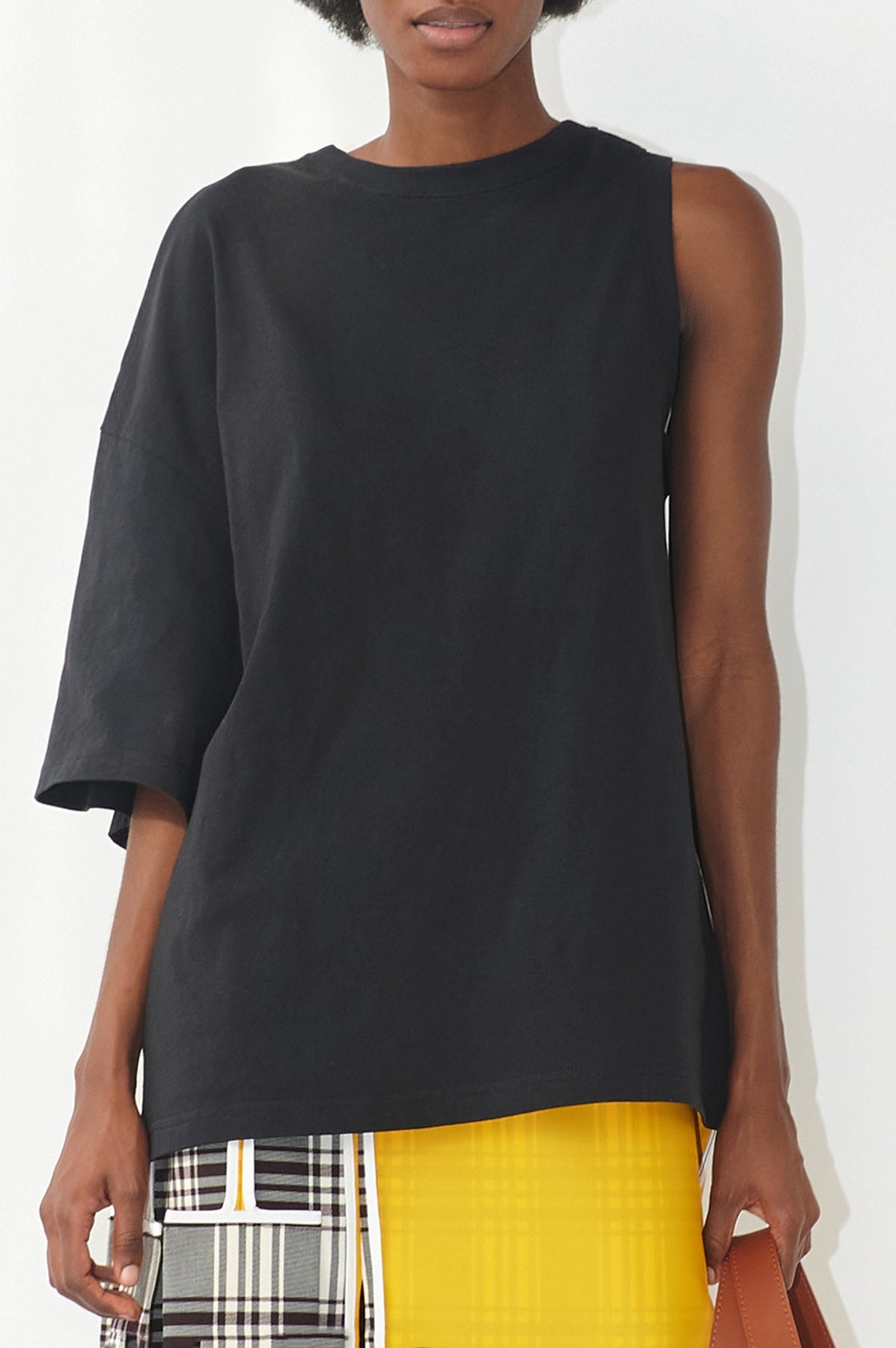 ORGANIC COTTON ONE-SLEEVE T-SHIRT BLACK - 12