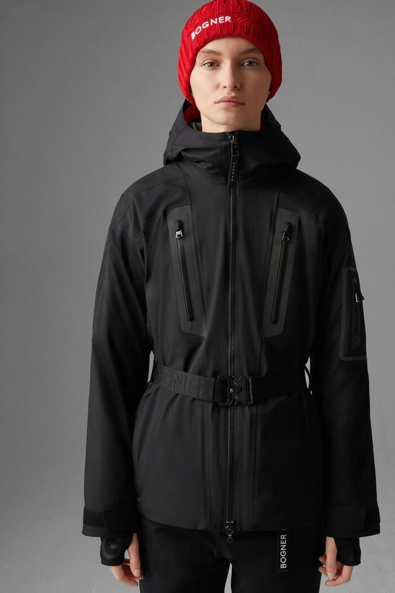 Eve Ski jacket in Black 2
