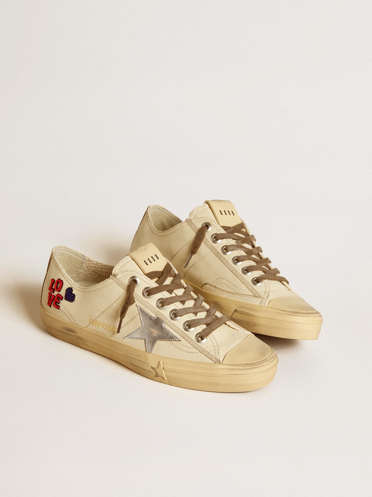 V-Star in ecru nappa with silver nappa star and beaded embroidery - 2