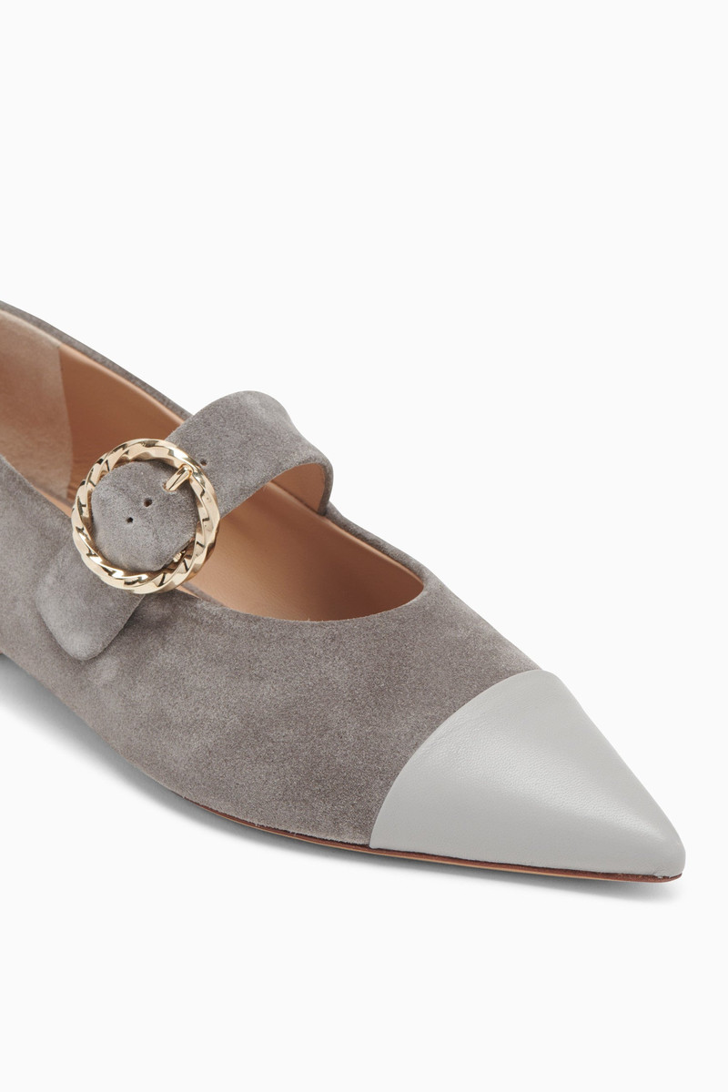 Kiki Flat 3