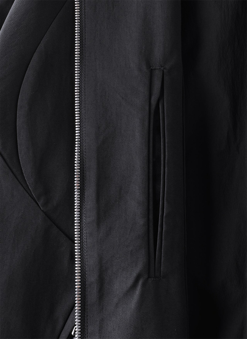 8.0 BOMBER CENTER (BLACK) 6