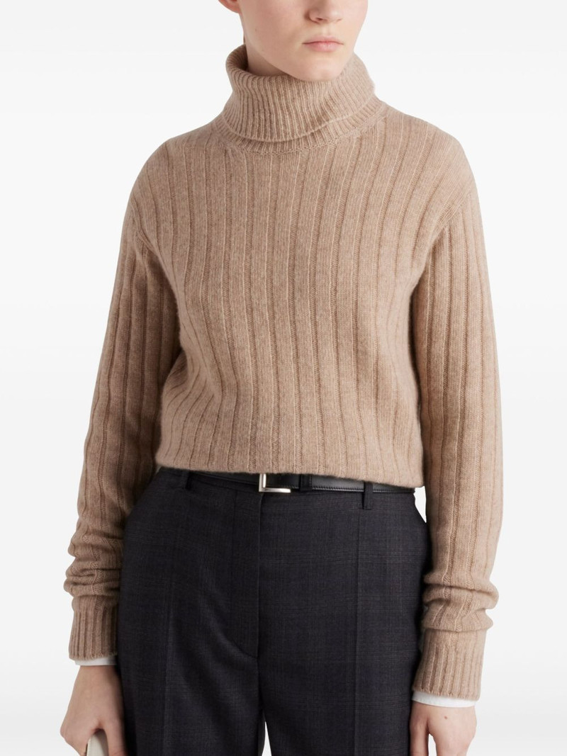 Turtleneck은 캐시미어 잠바를 늑골을 붙입니다 4