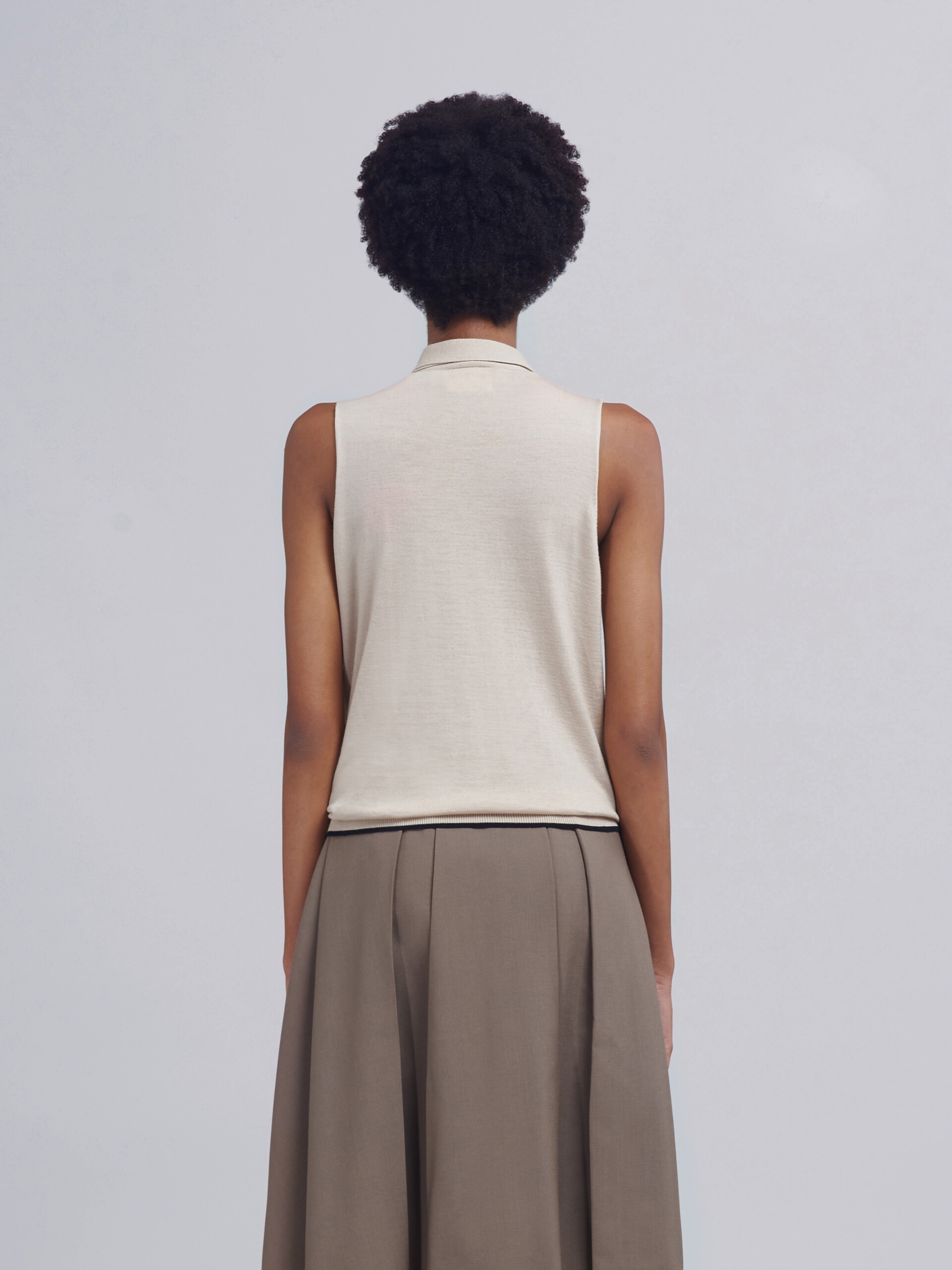 CHIC LIGHT WOOL VEST - 3