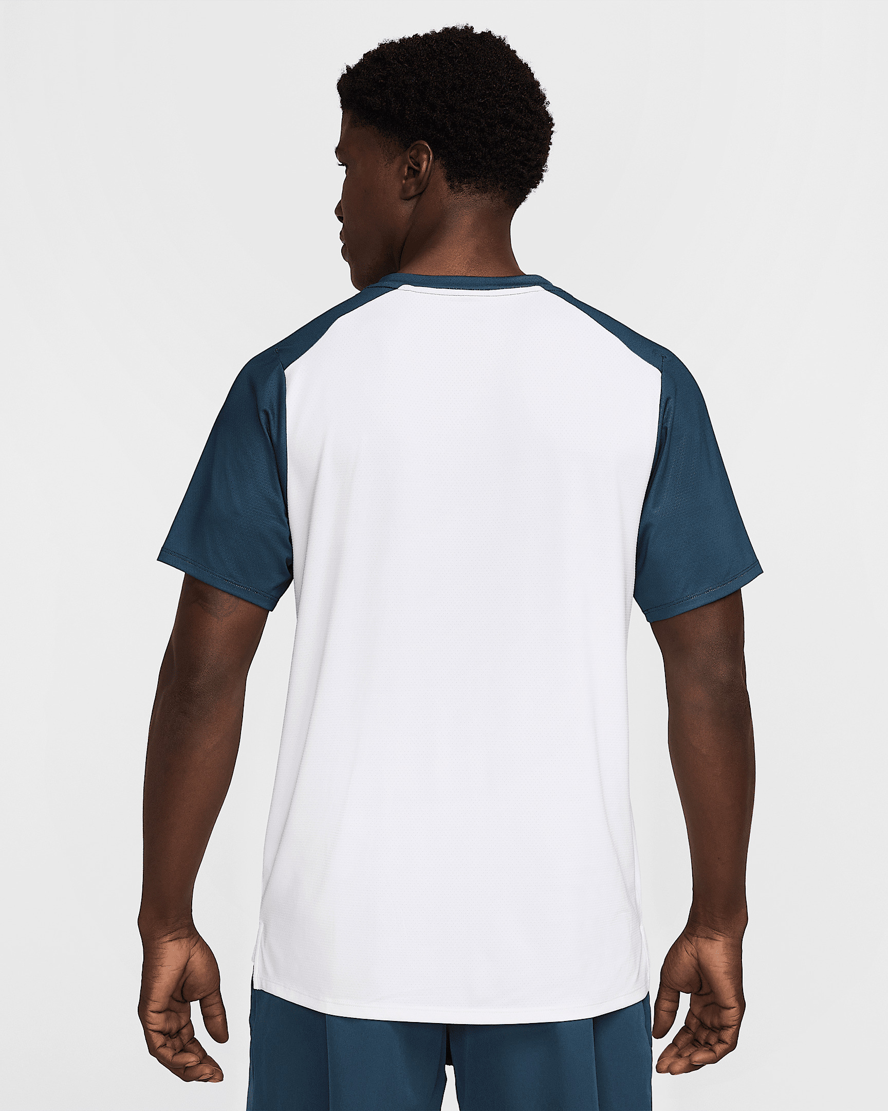 NikeCourt Advantage Men's Tennis Top - 2