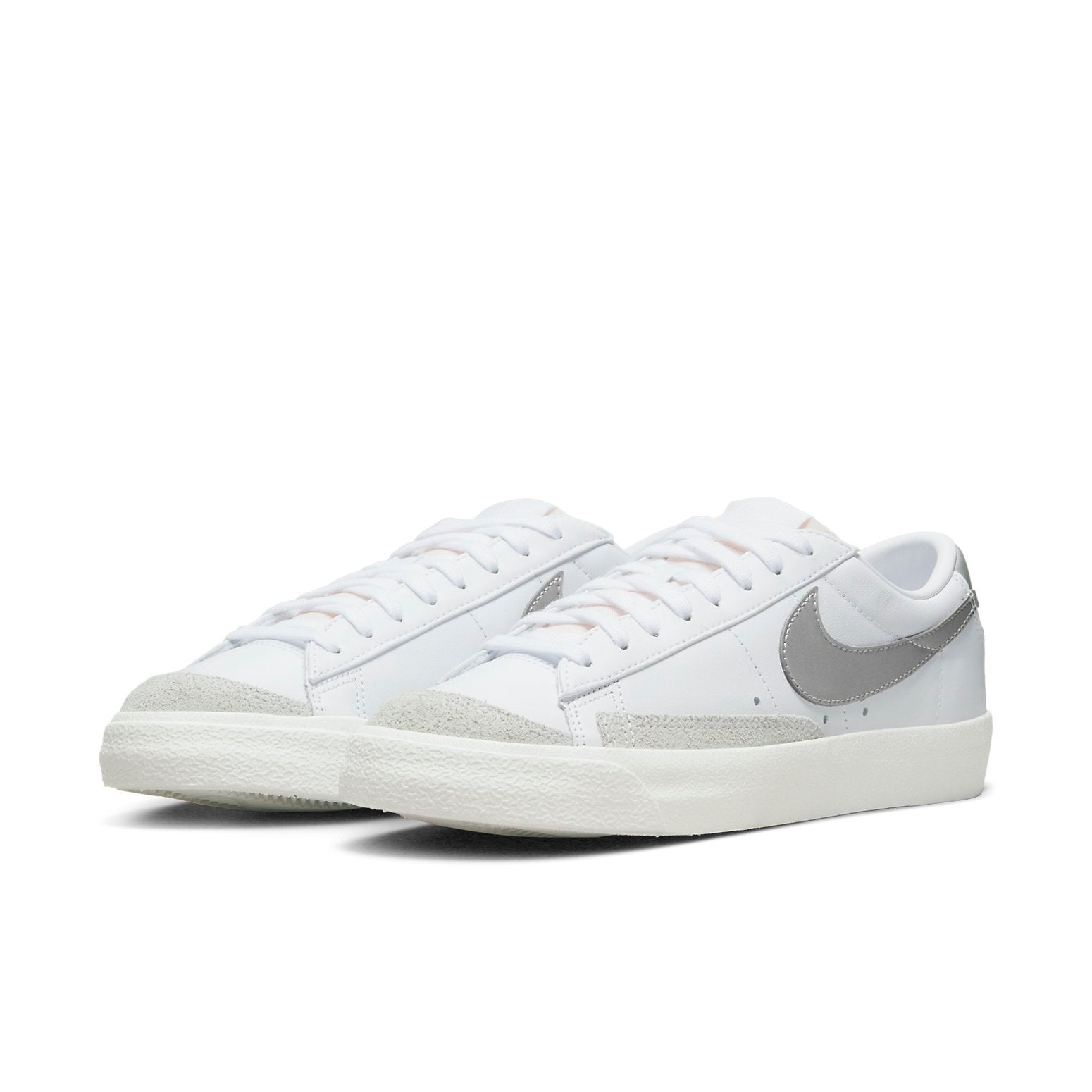(WMNS) Nike Blazer Low '77 'White Metallic Silver' DC4769-113 - 3