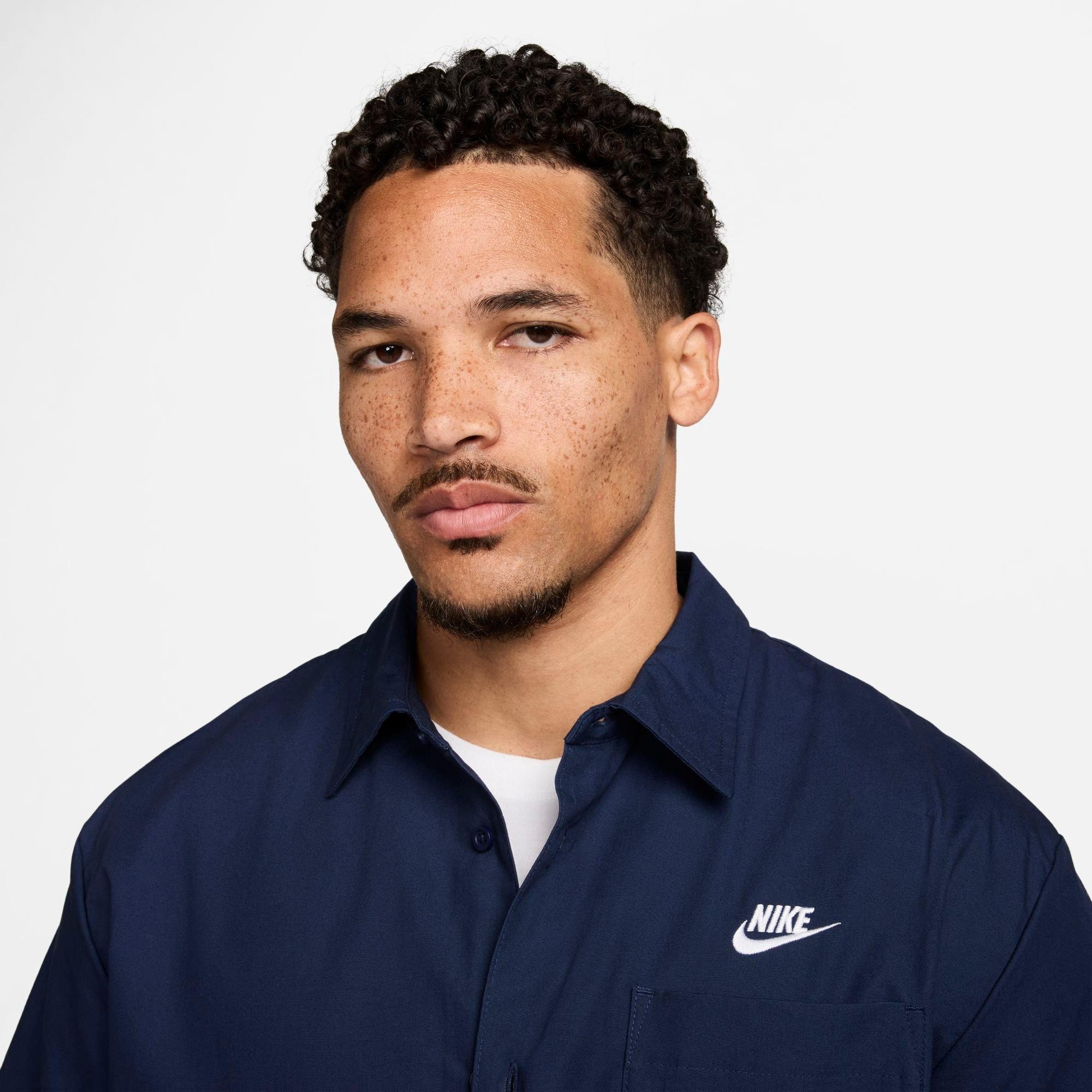 MEN'S NIKE CLUB OXFORD BUTTON-DOWN SHORT-SLEEVE SHIRT - 4