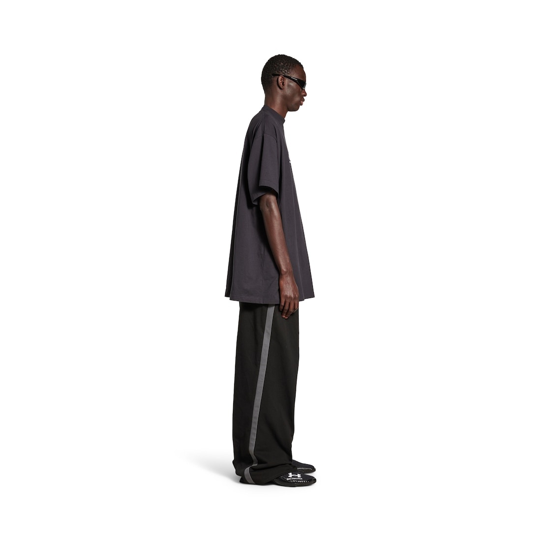 Men's Under Armour® T-shirt Oversized in Black/white - 4