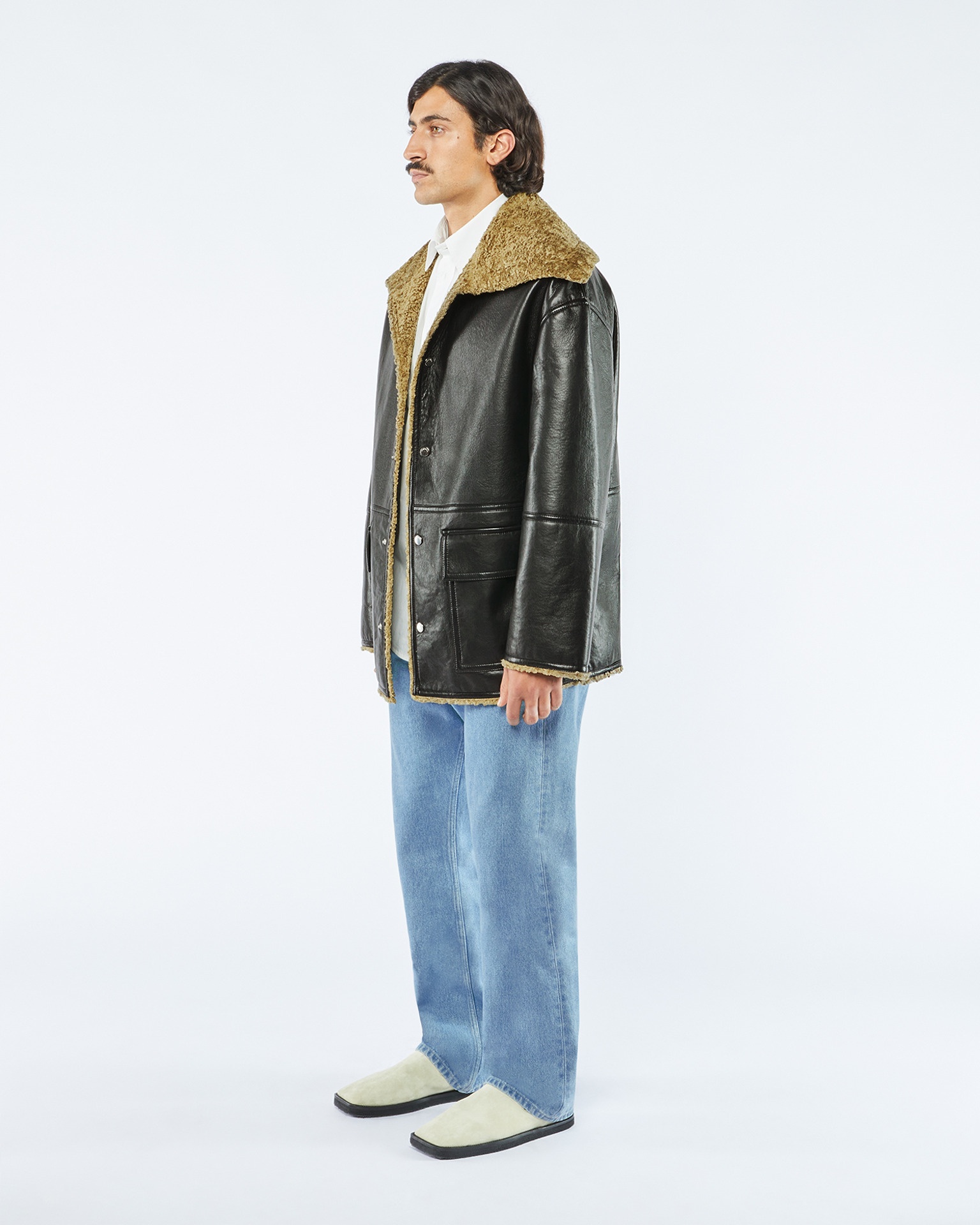 MAUK - Faux shearling-trimmed jacket - Black/khaki - 5