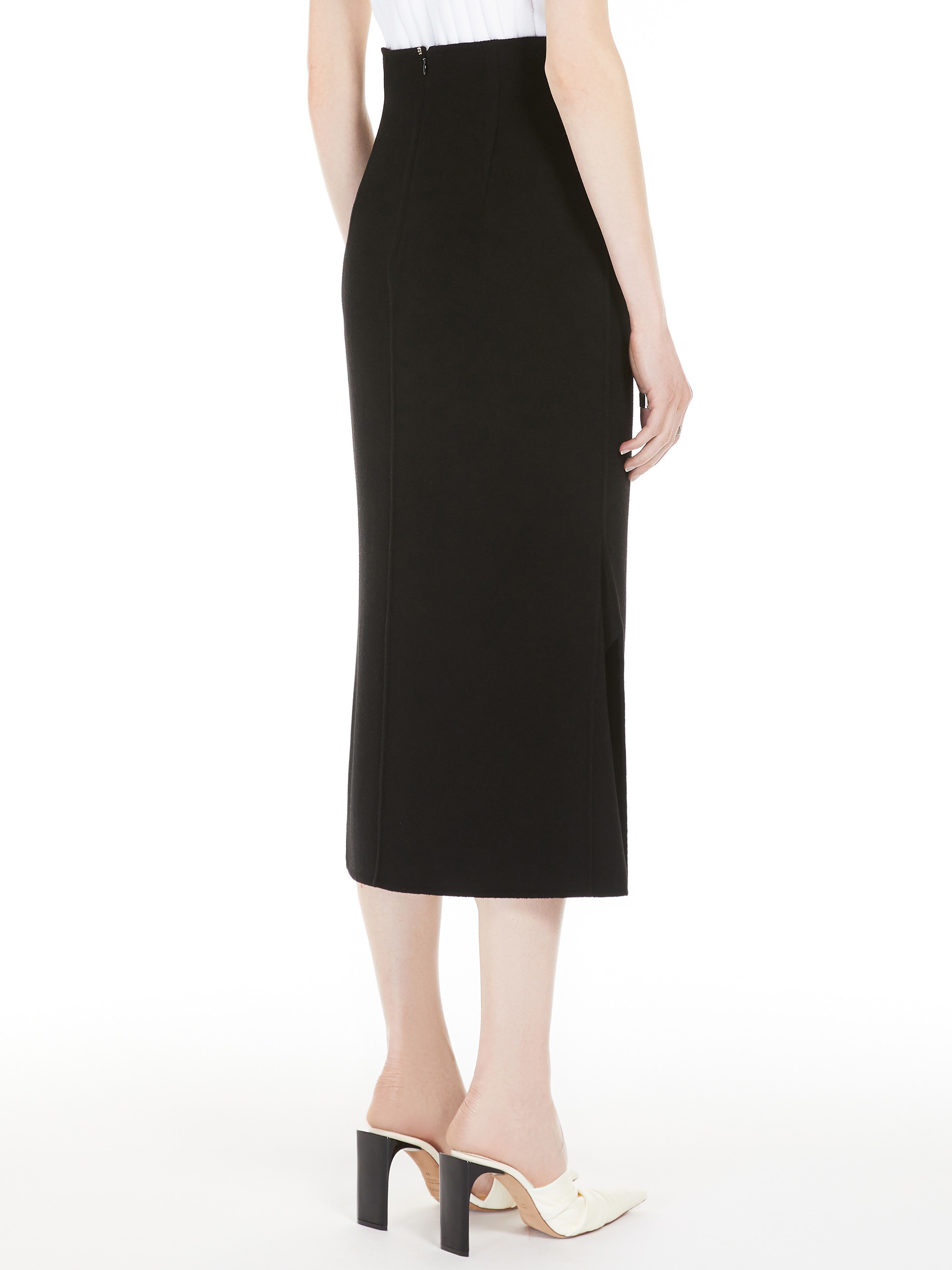 OMELIA Long skirt with slits - 4
