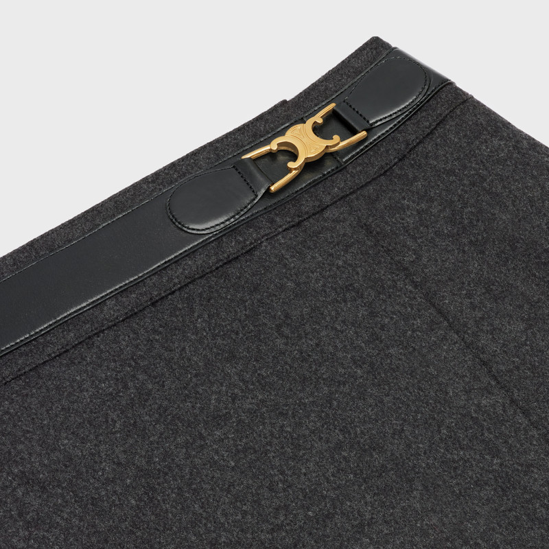 WRAPAROUND SKIRT IN FLANNEL 3