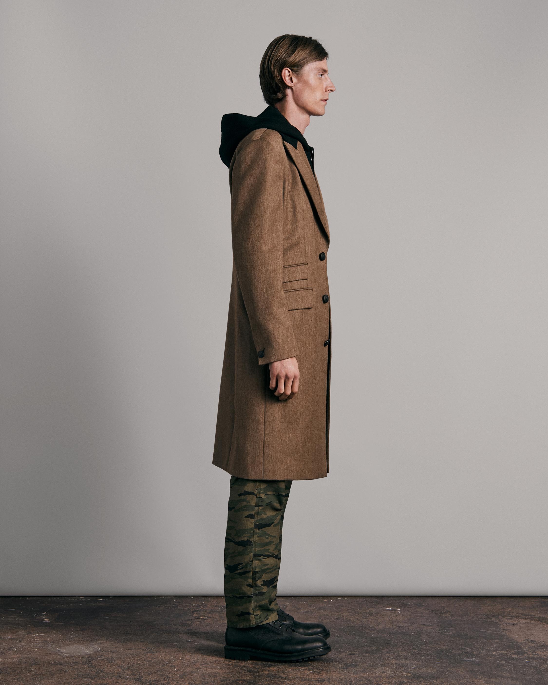 Cambridge Wool Coat
Slim Fit Coat - 3