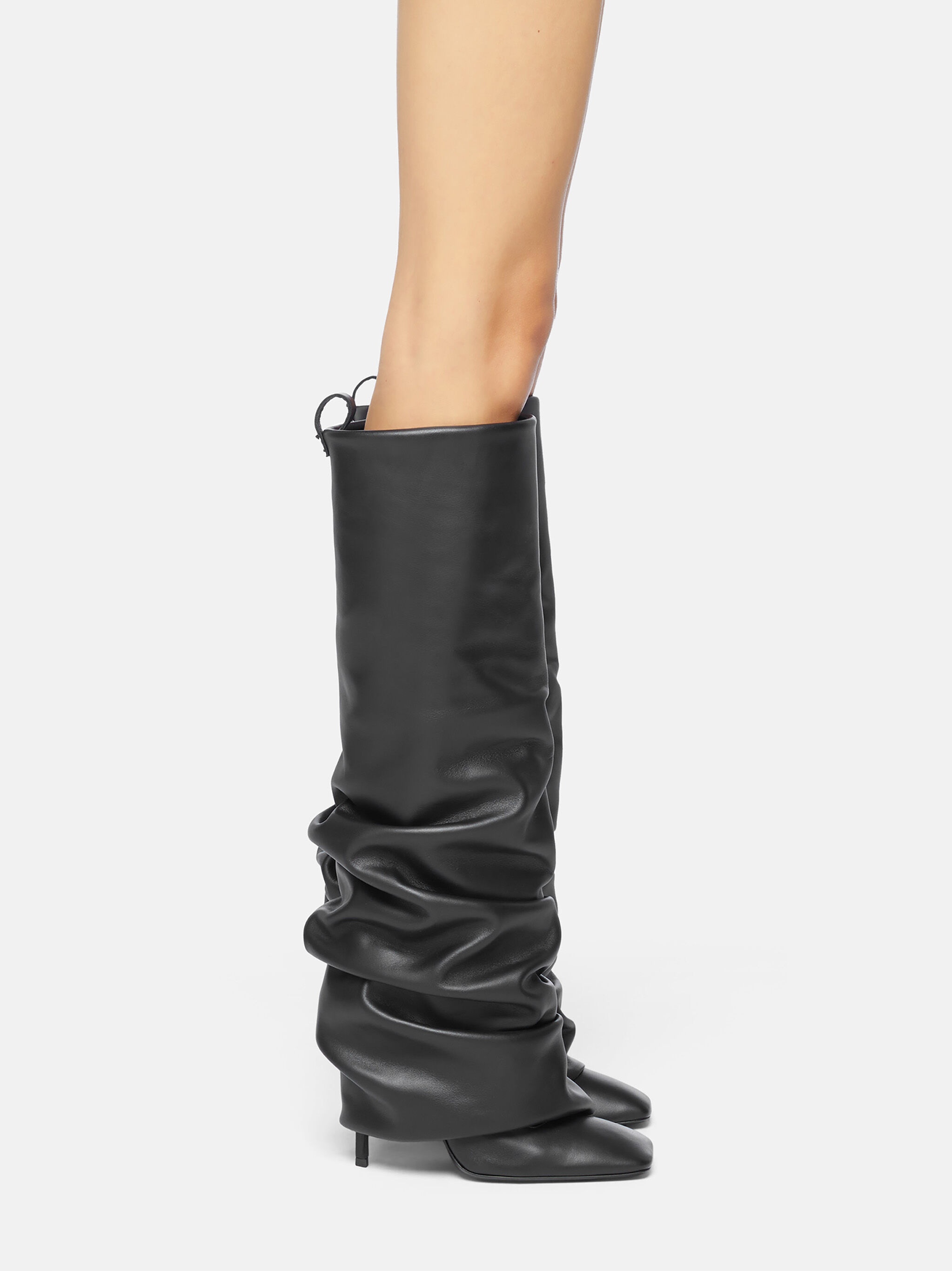 ''REA'' BLACK TUBE BOOT - 2