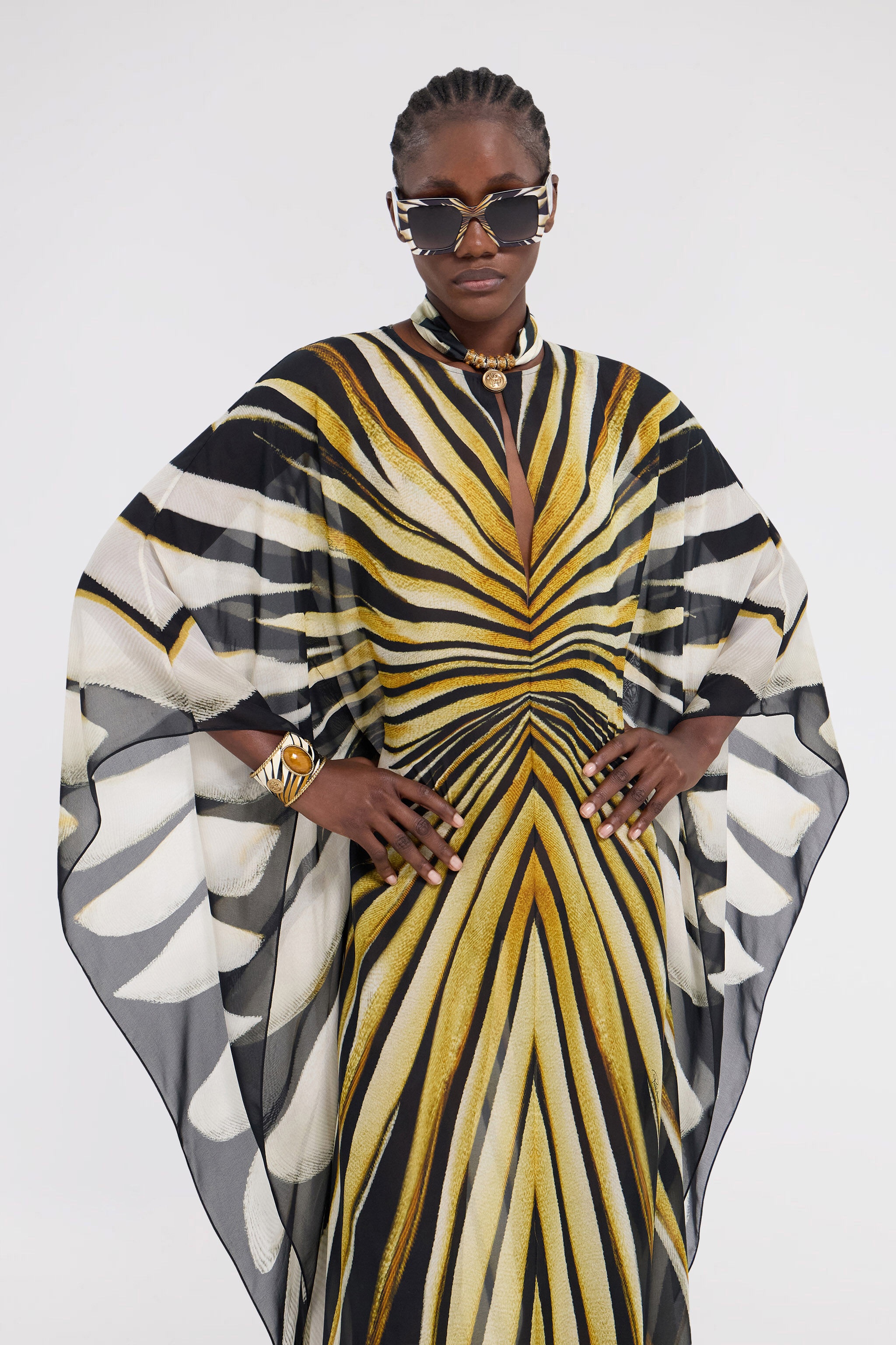 Ray Of Gold Print Silk Maxi Dress - 5