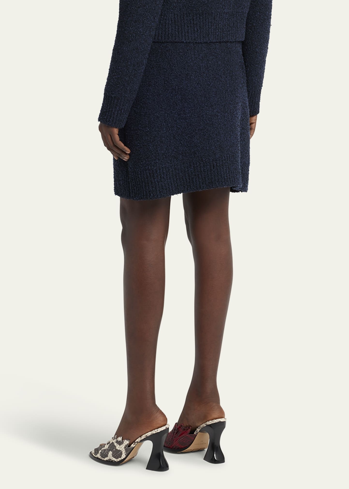 Front-Pockets Boucle Mini Skirt - 3
