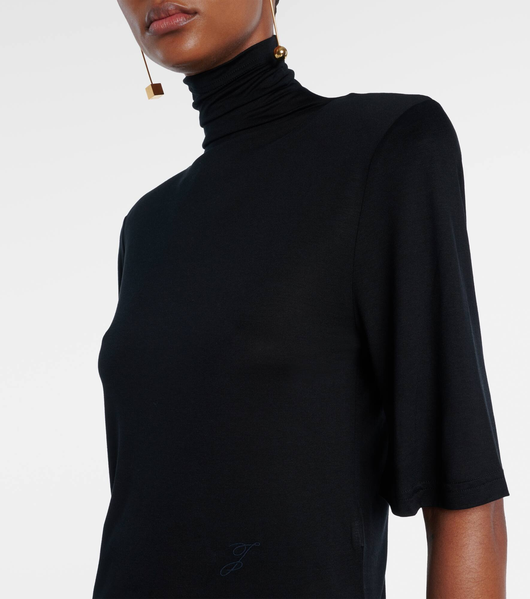 Turtleneck top - 4