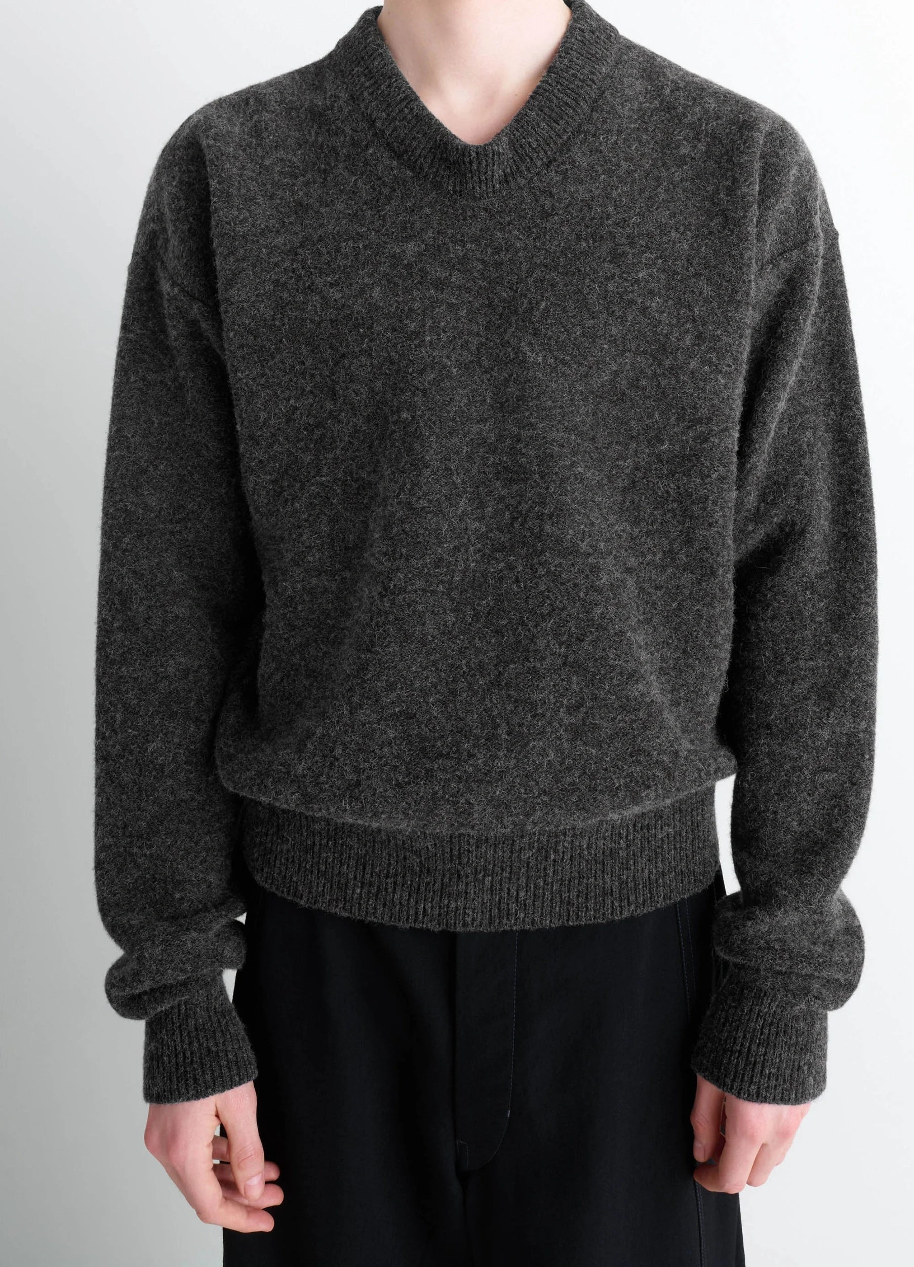 BOXY V NECK SWEATER - 4