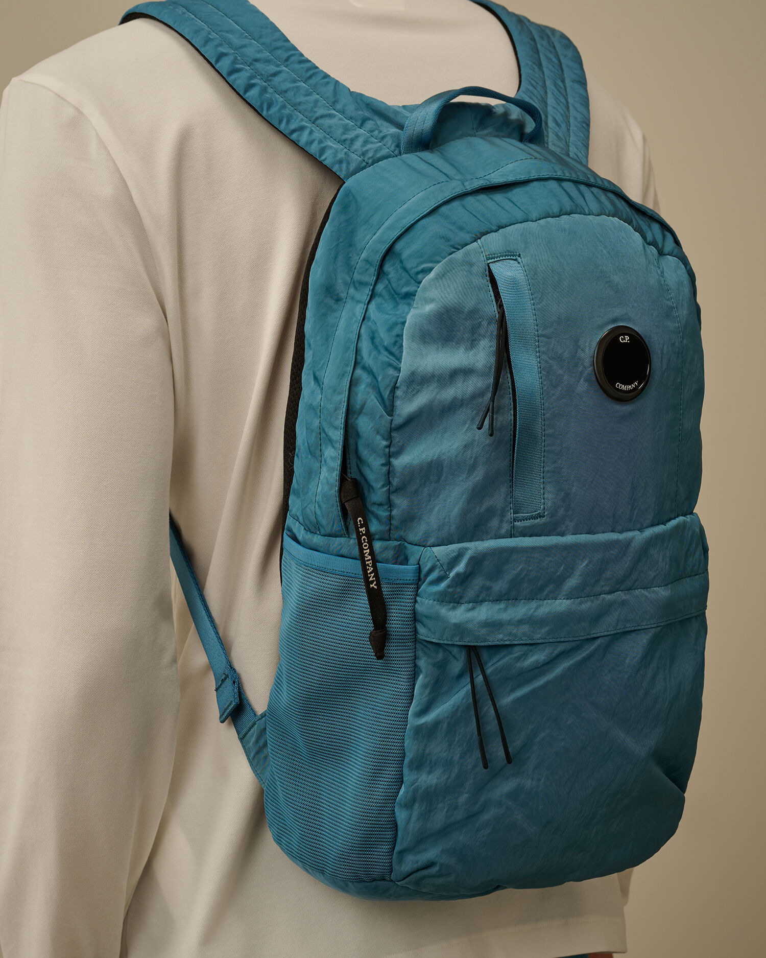 Nylon B Lens Backpack - 3